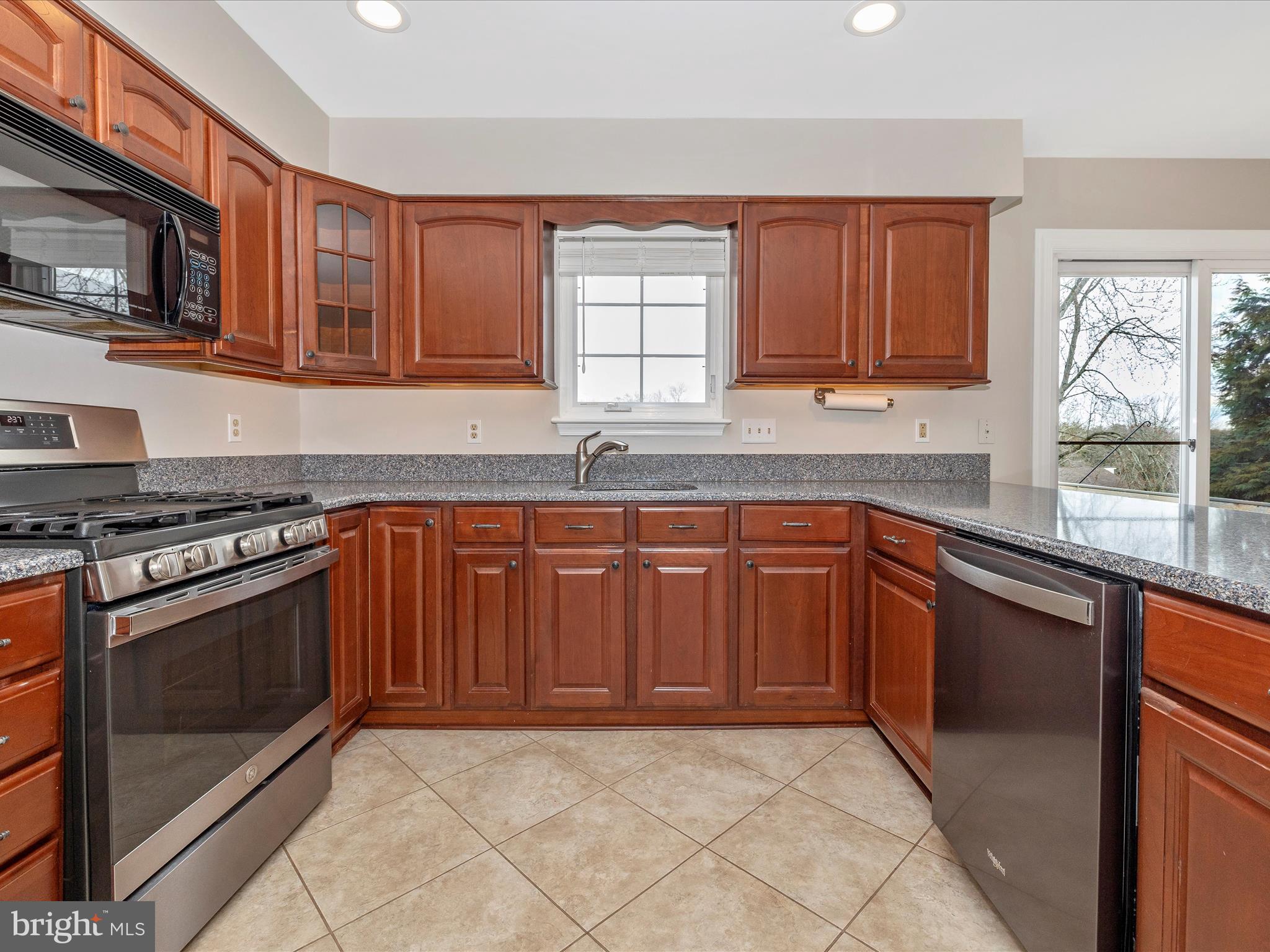 THE PLANTATIONS - Residential