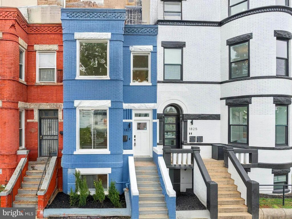 Photo of 1827 North Capitol Street NE, WASHINGTON, DC 20002 (MLS # DCDC2215550)