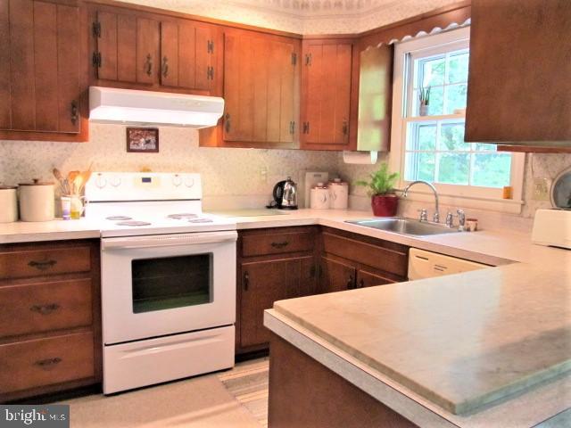 HOMELAND PARK - Residential