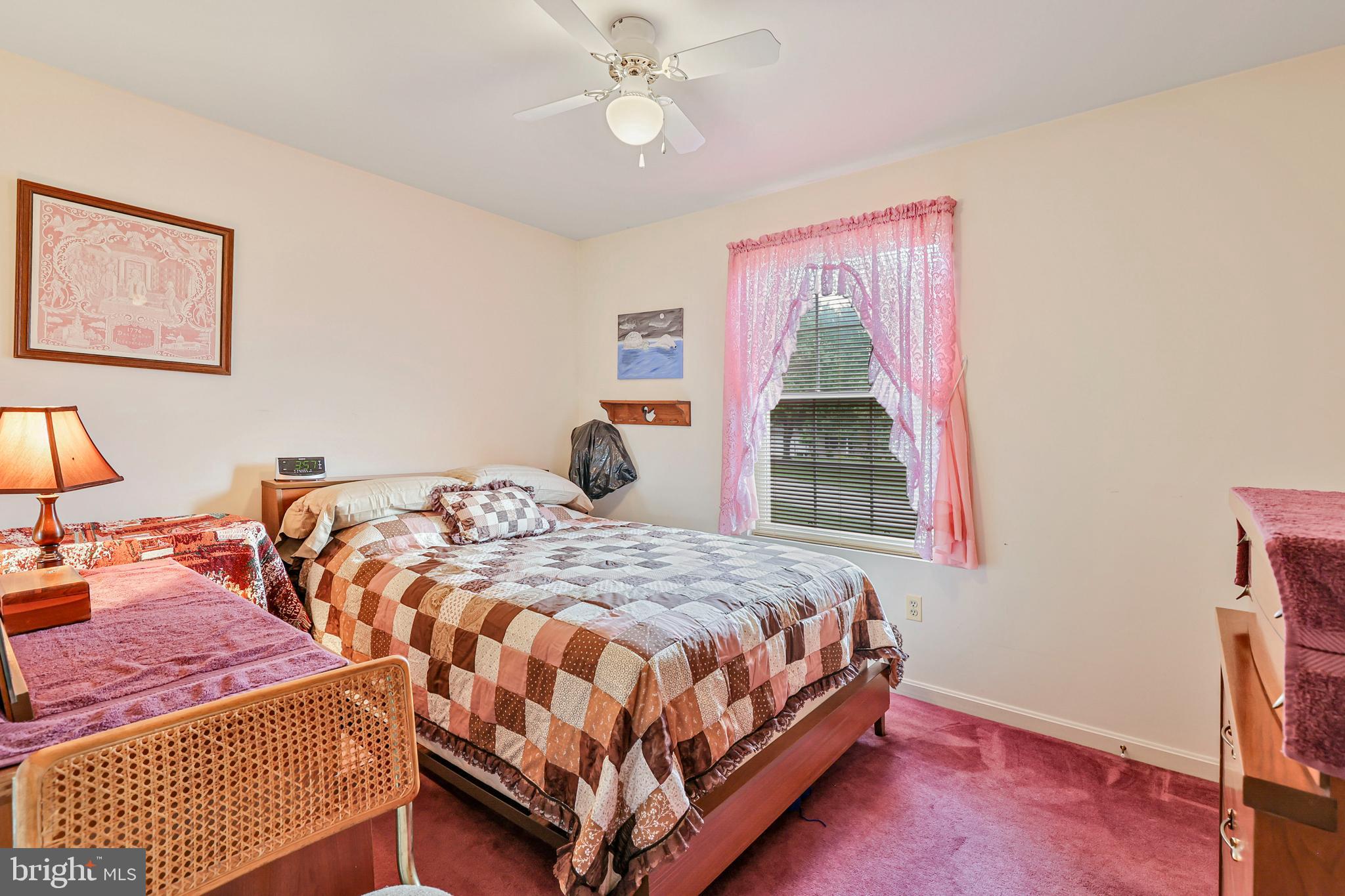 HAMPSTEAD - Residential