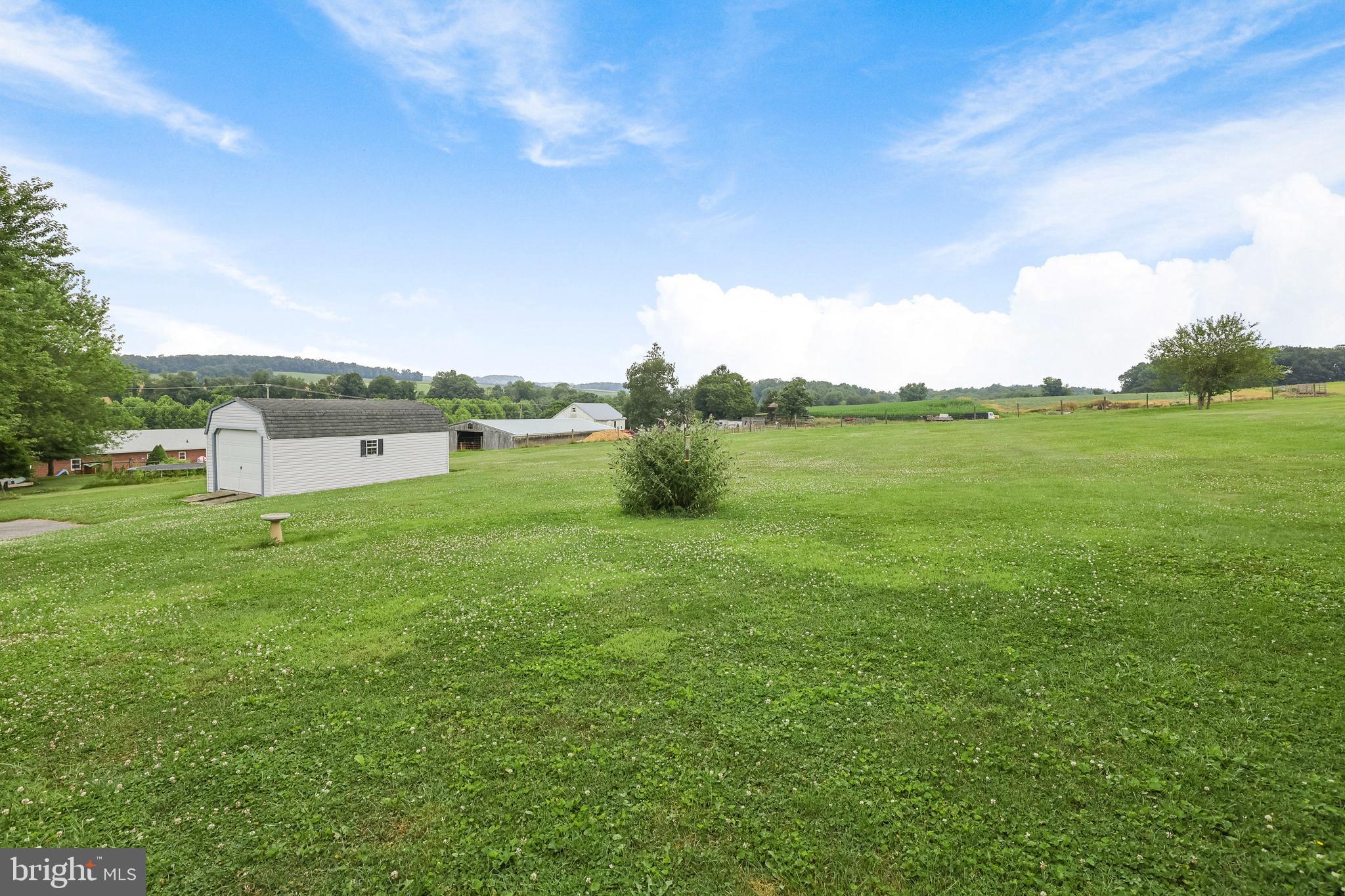 HAMPSTEAD - Residential