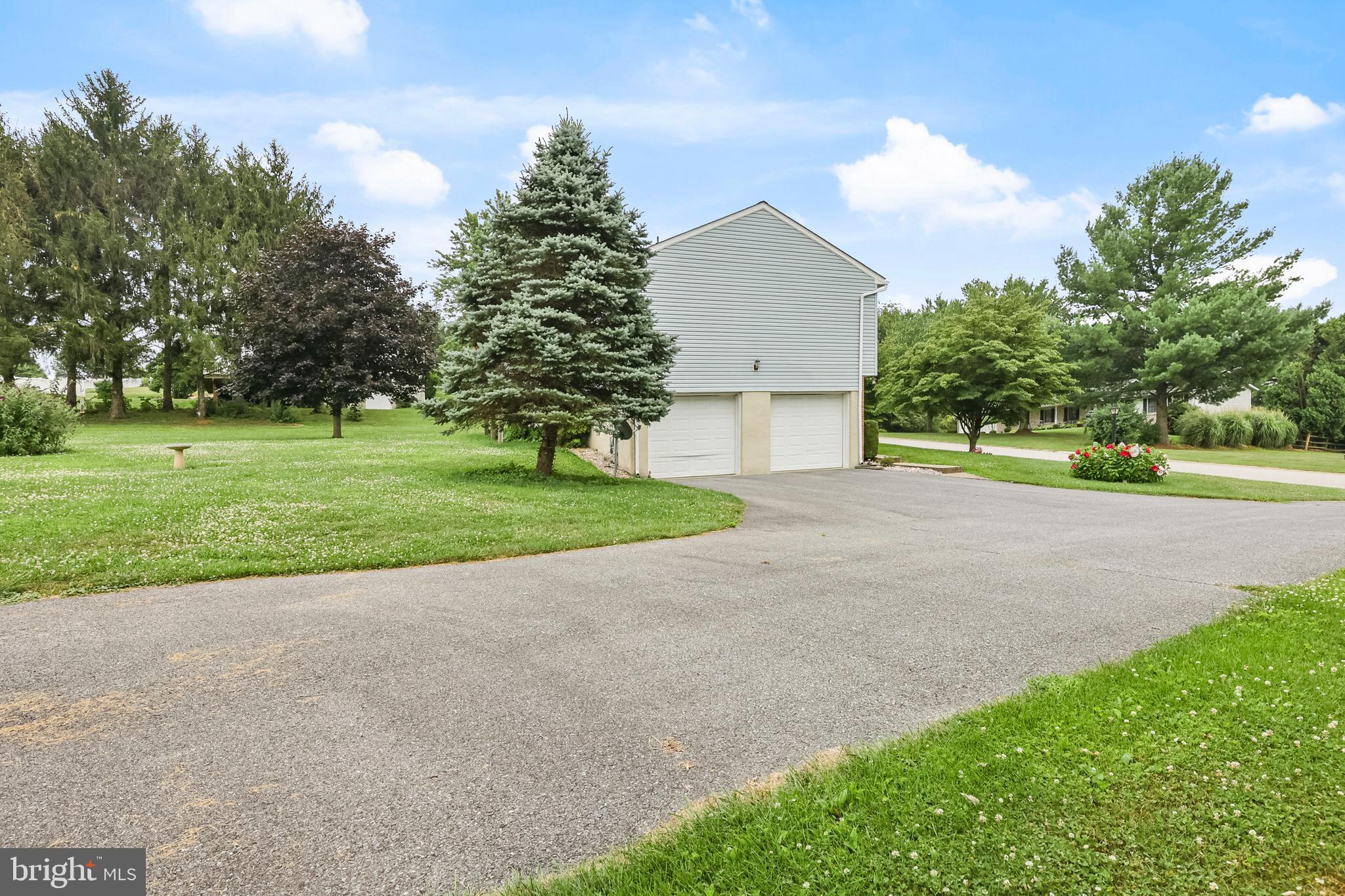 HAMPSTEAD - Residential