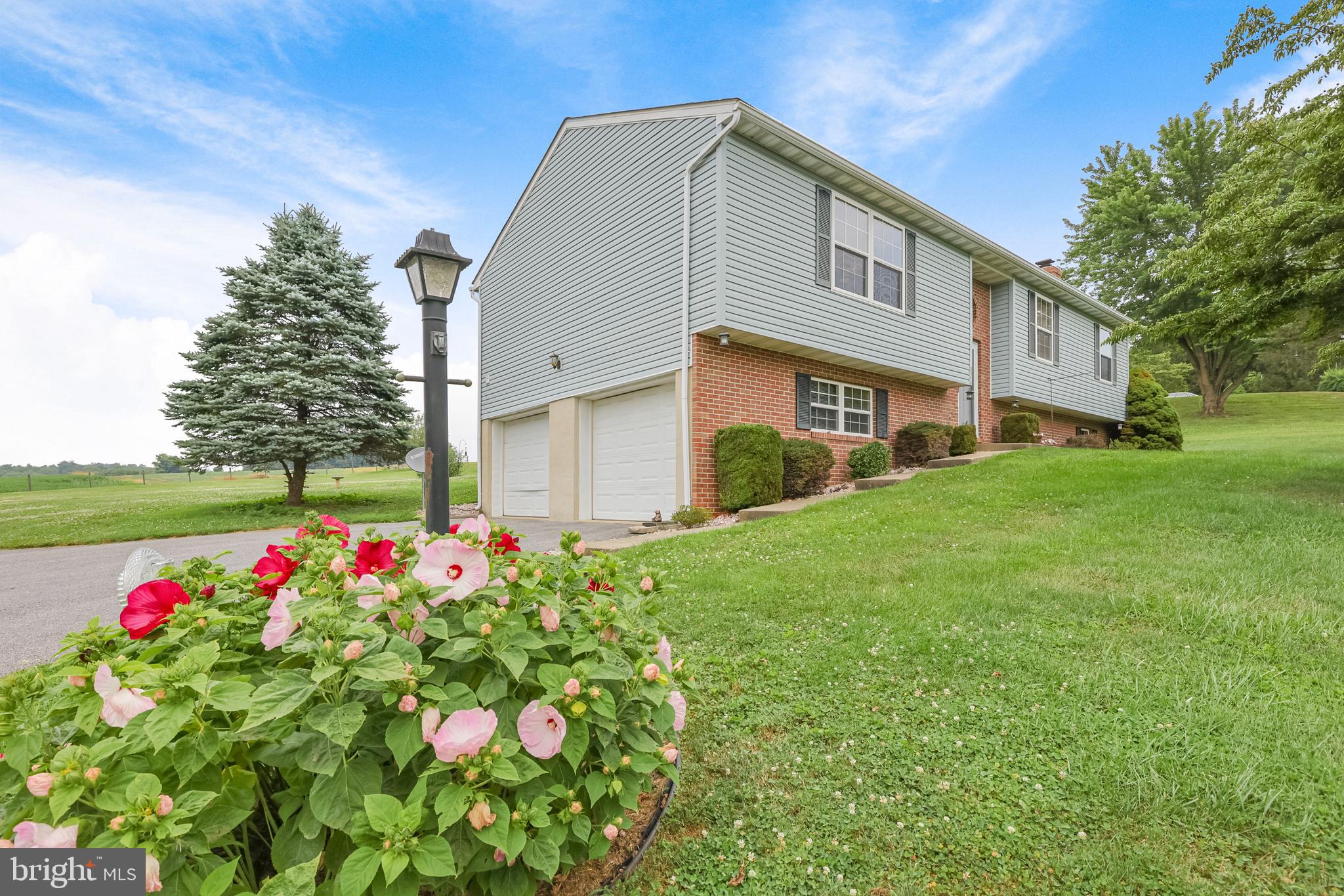 HAMPSTEAD - Residential