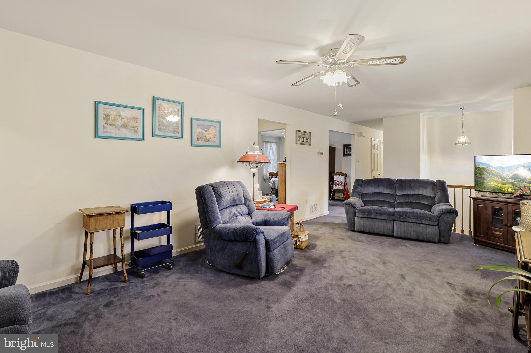 HAMPSTEAD - Residential