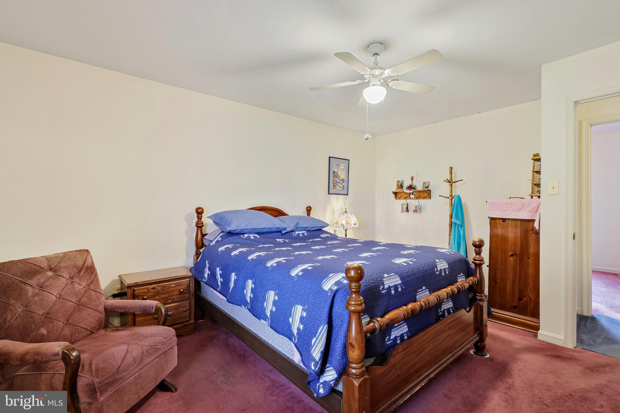 HAMPSTEAD - Residential