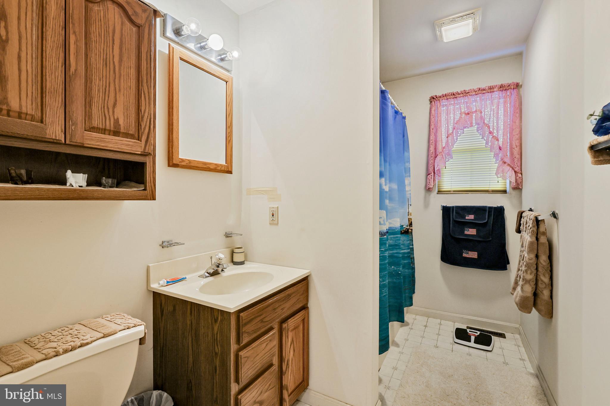 HAMPSTEAD - Residential