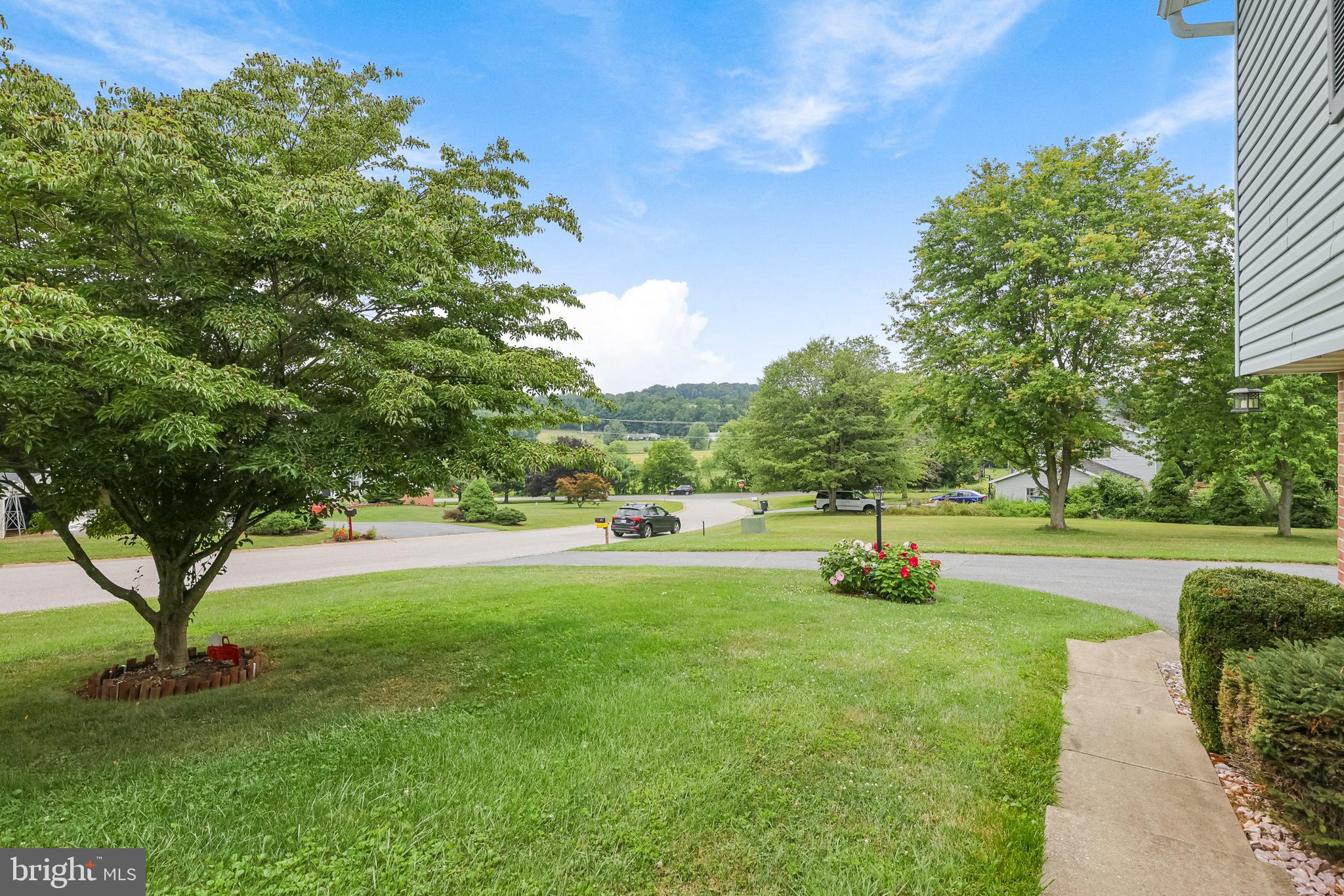 HAMPSTEAD - Residential