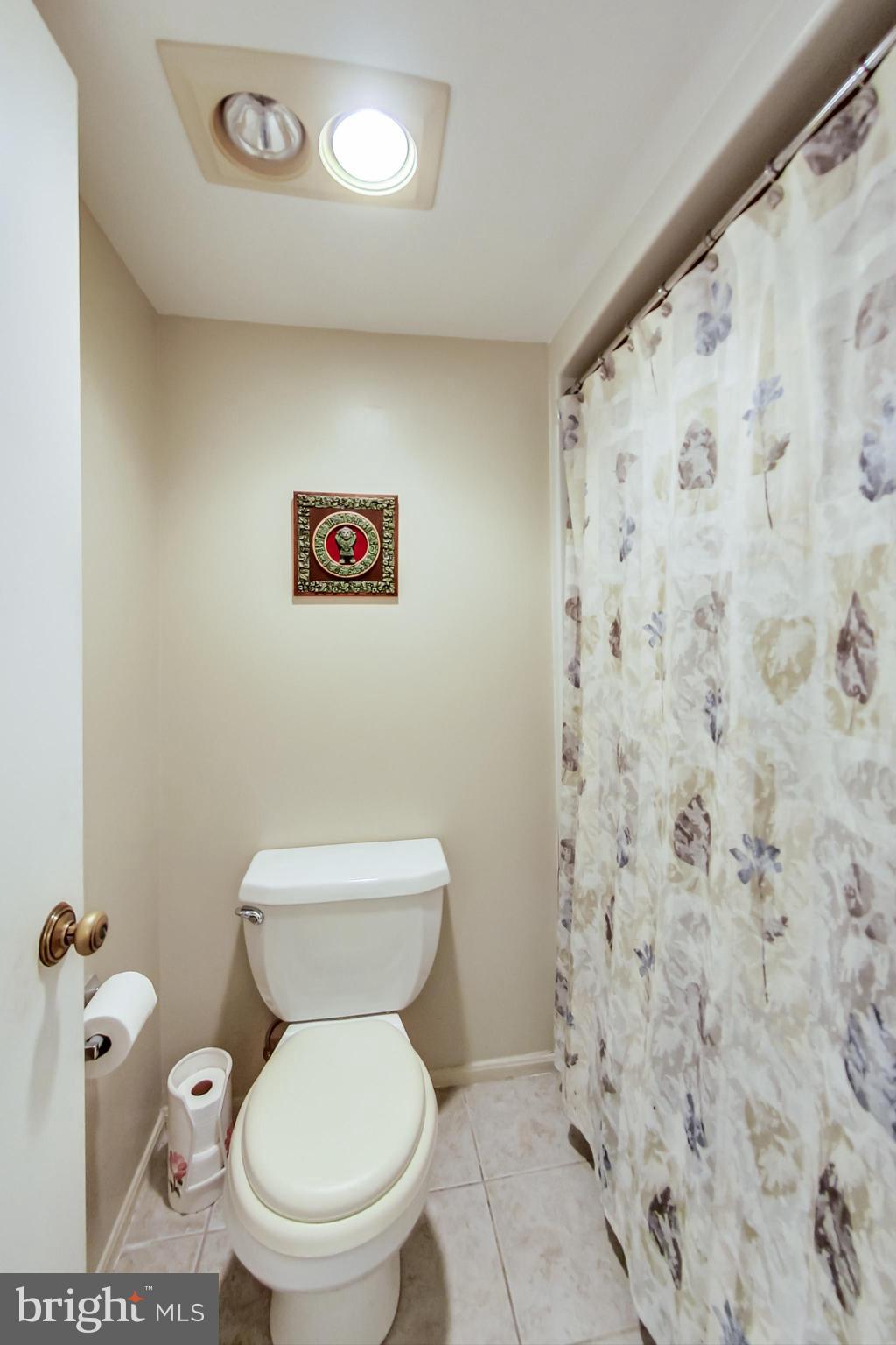 LEISURE WORLD - Residential