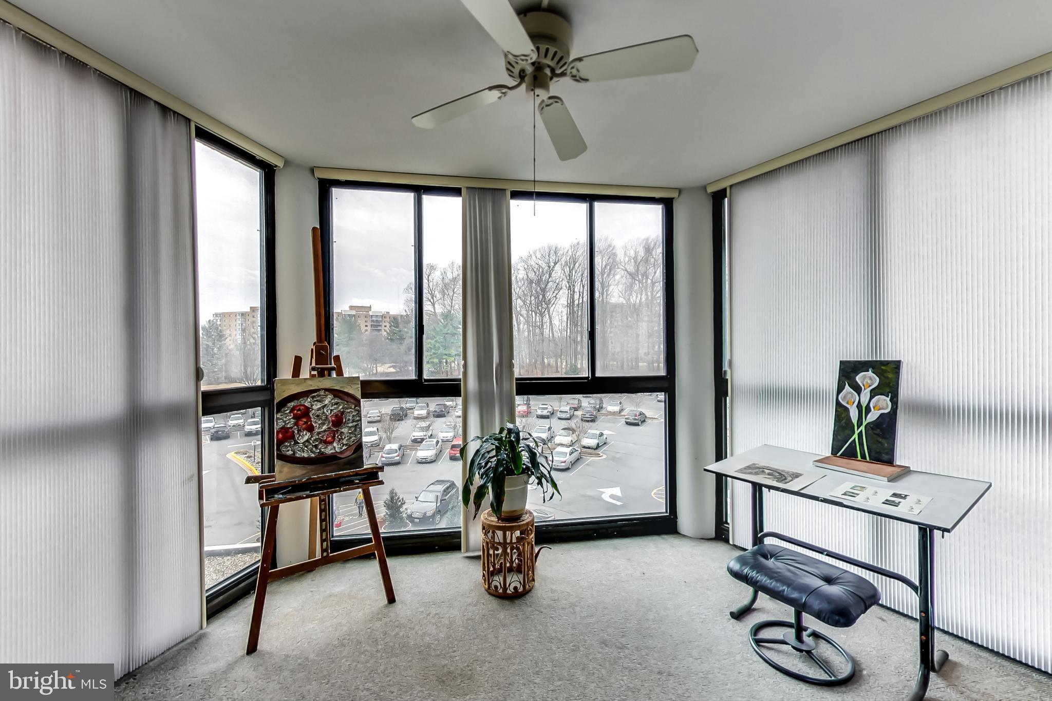 LEISURE WORLD - Residential