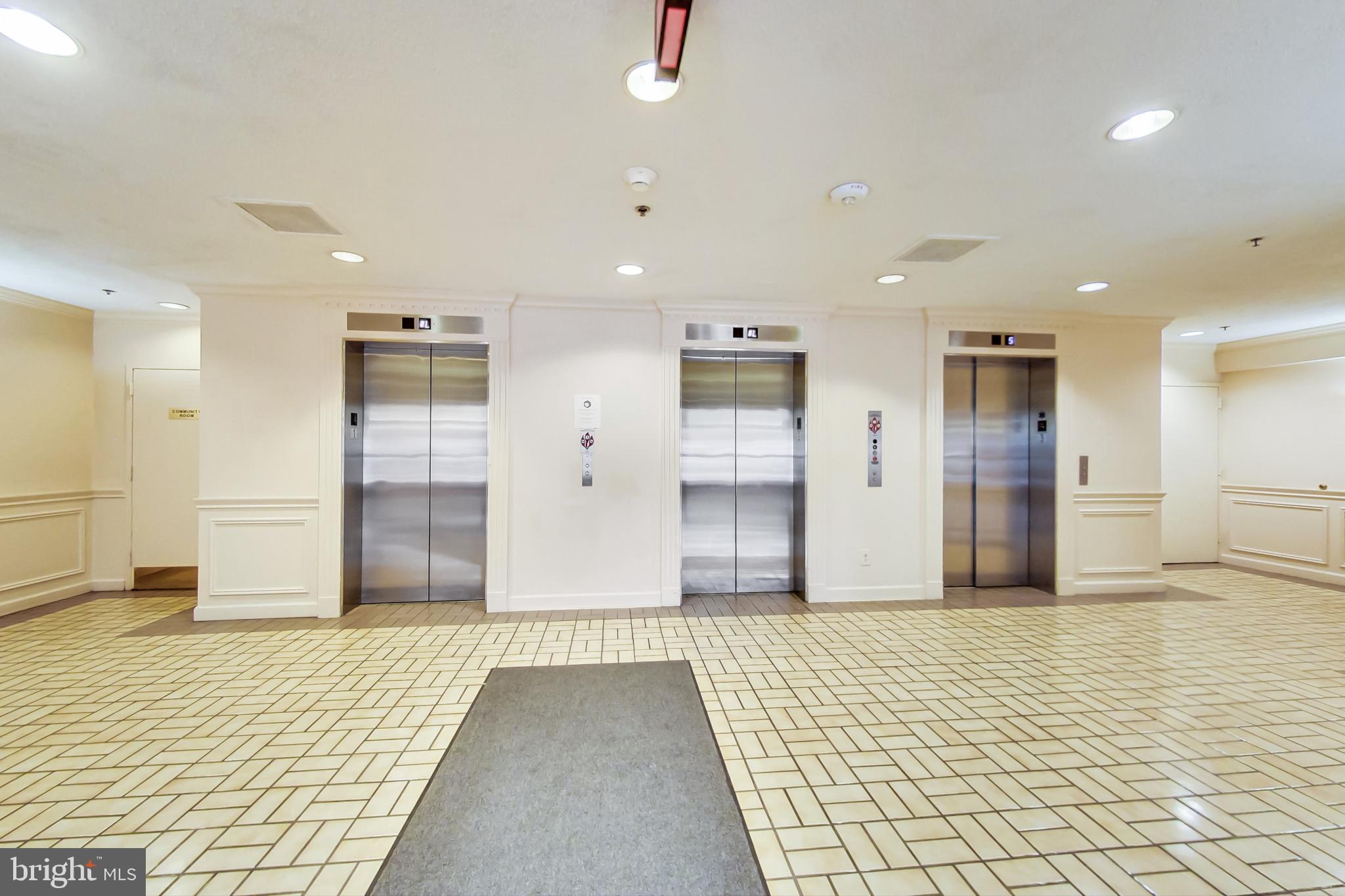 LEISURE WORLD - Residential