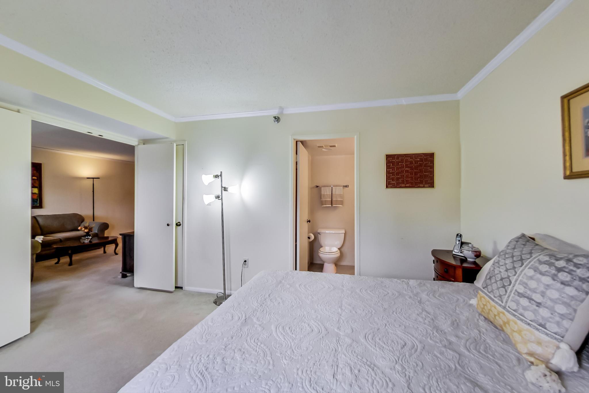 LEISURE WORLD - Residential