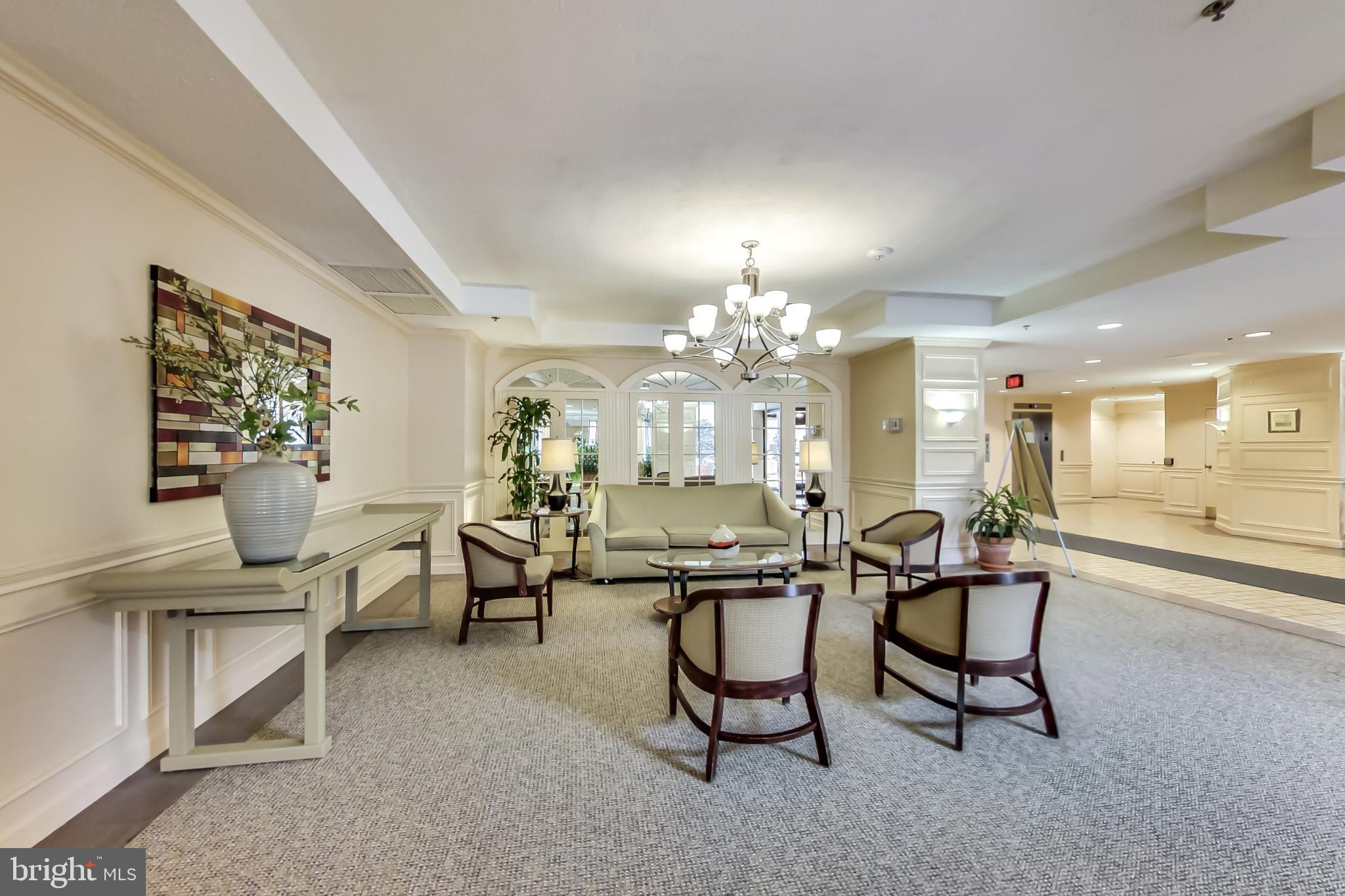 LEISURE WORLD - Residential