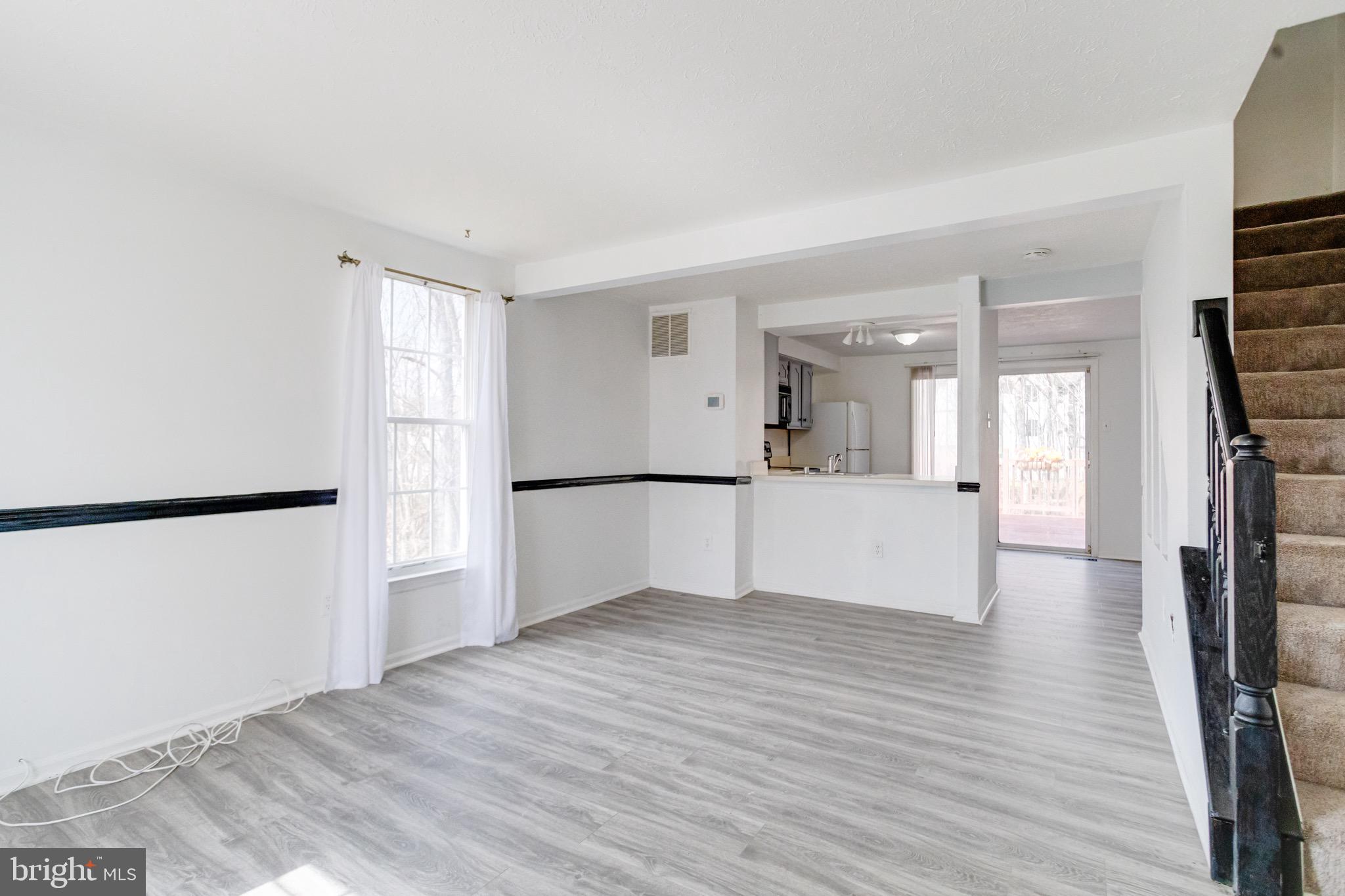 RIVERSIDE - Residential