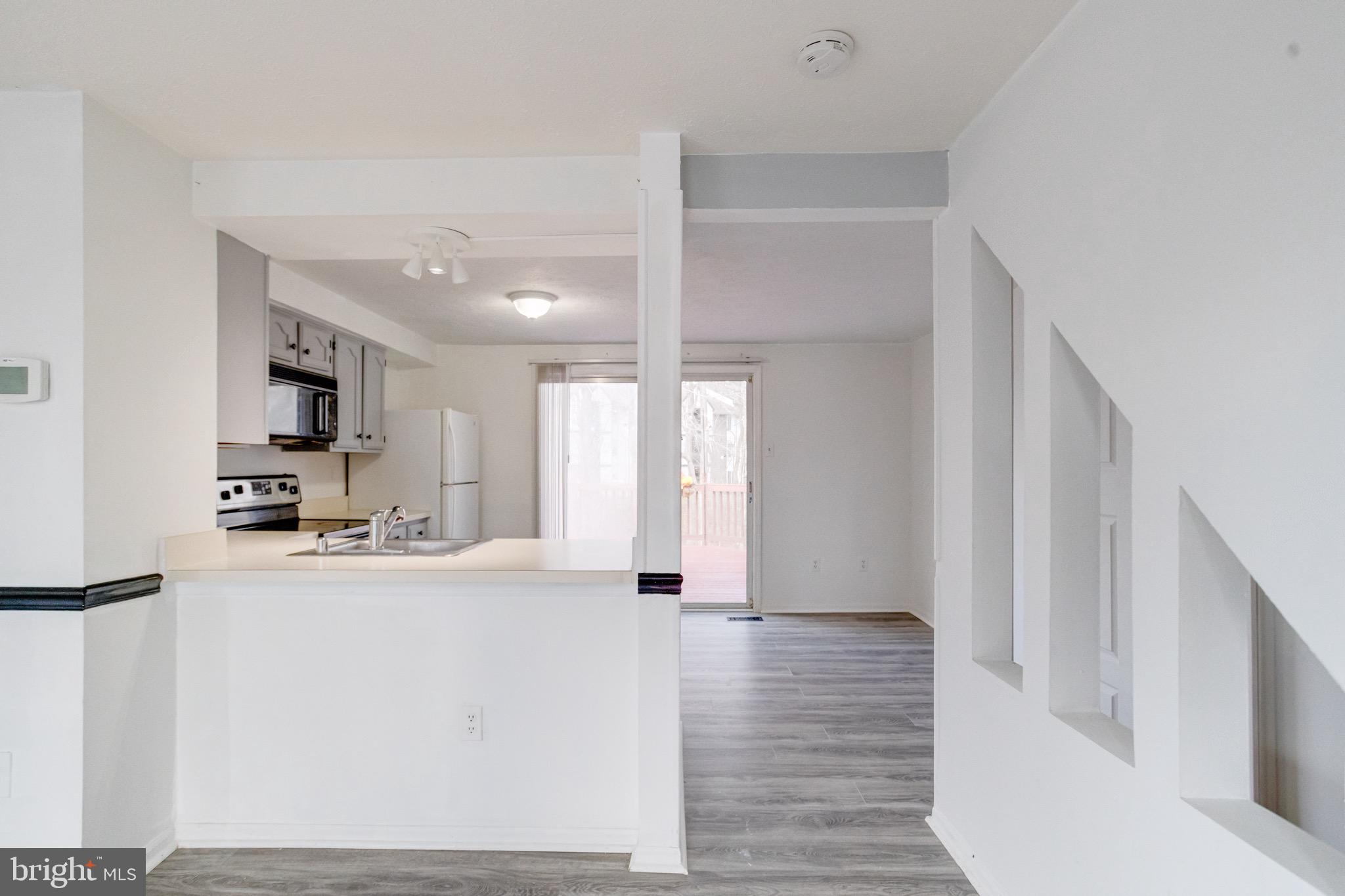 RIVERSIDE - Residential