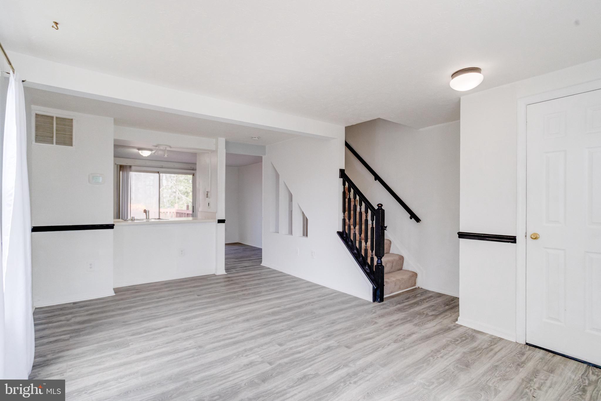 RIVERSIDE - Residential