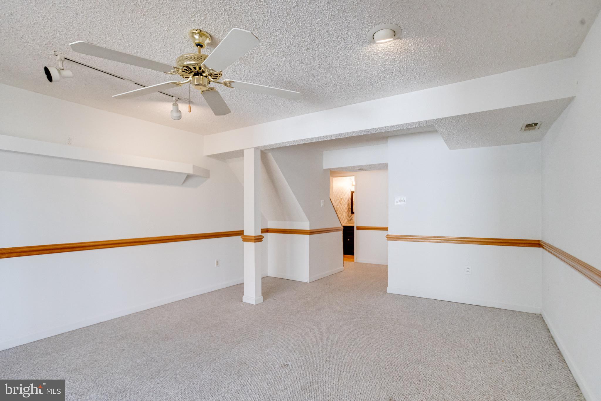 RIVERSIDE - Residential