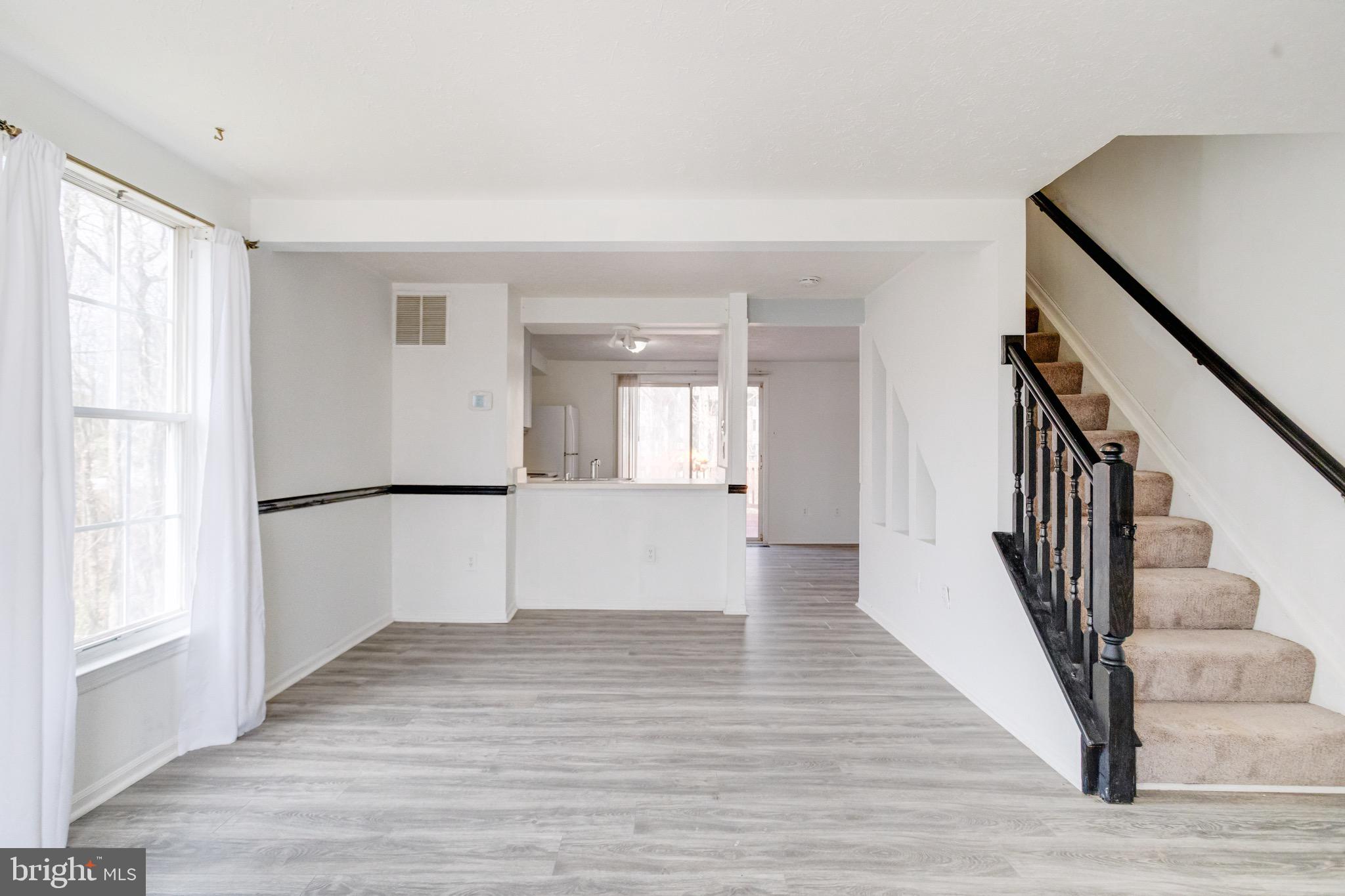 RIVERSIDE - Residential