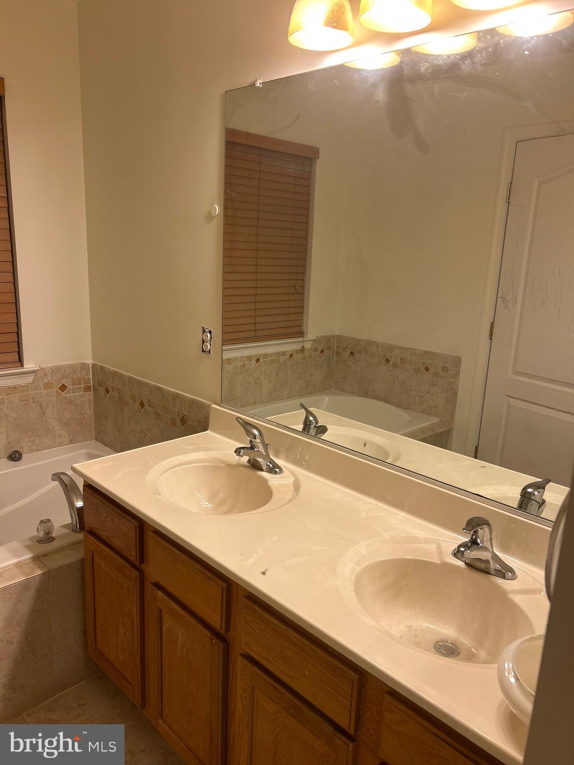 PEGG RUN TOWNHOMES - Residential