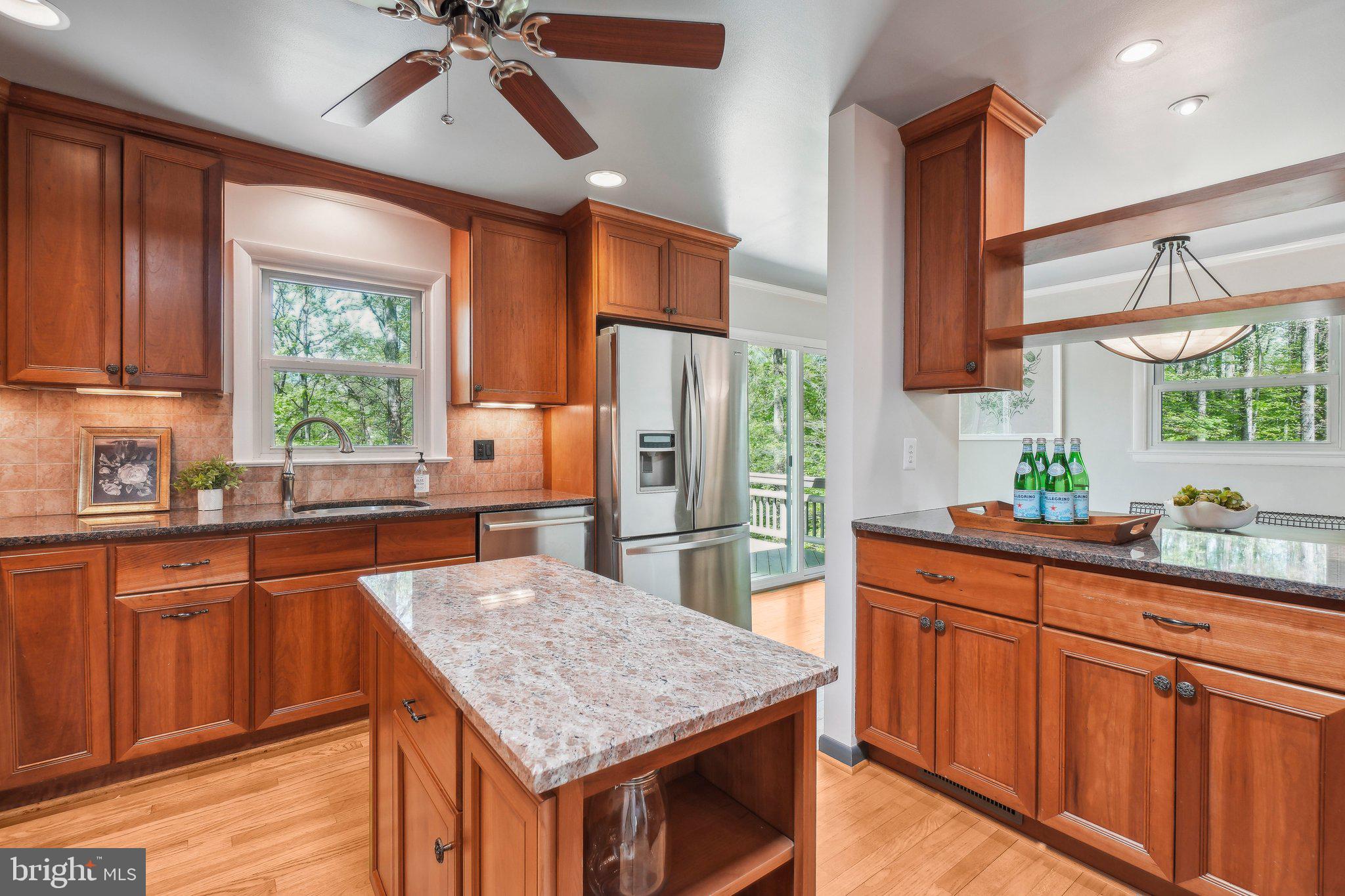 NORTH SPRINGFIELD - Residential