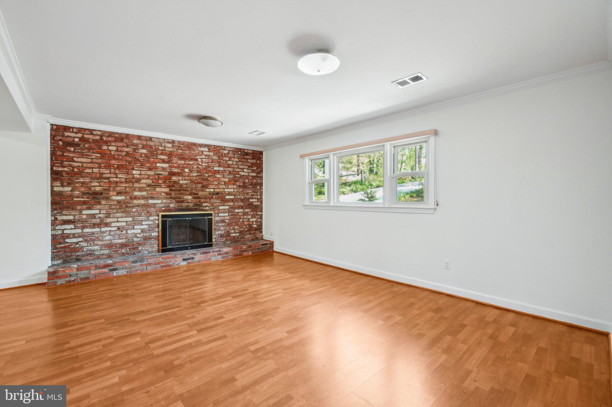 NORTH SPRINGFIELD - Residential