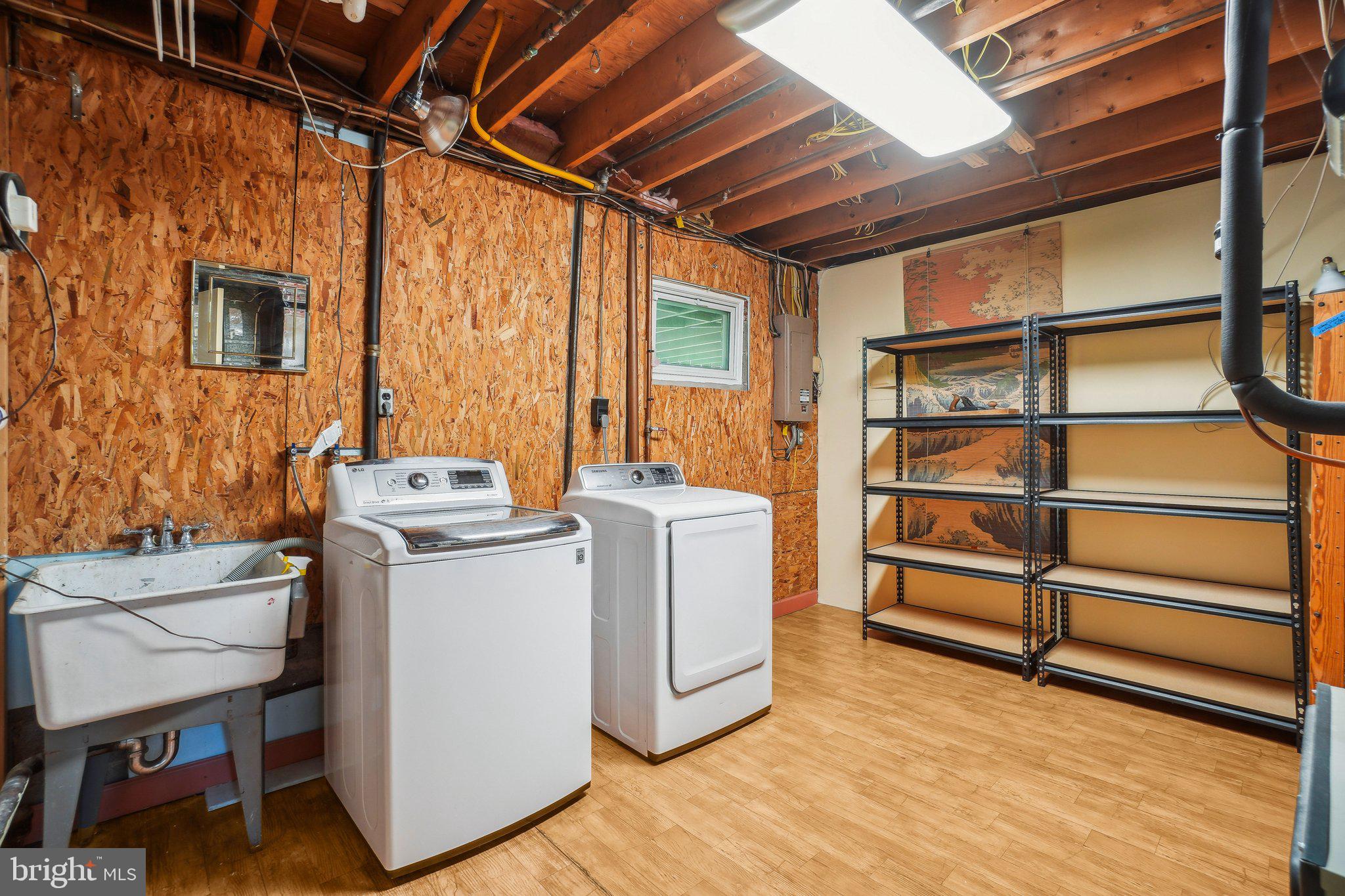 NORTH SPRINGFIELD - Residential