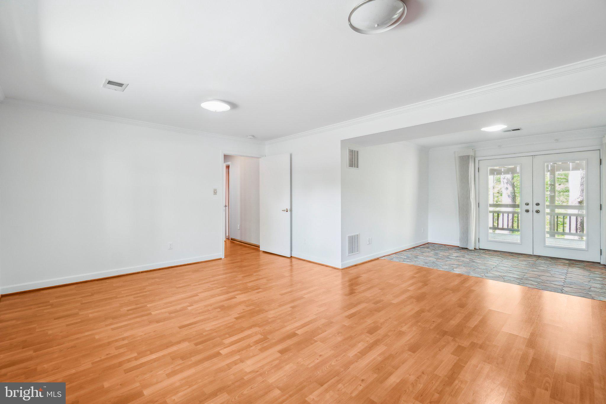 NORTH SPRINGFIELD - Residential