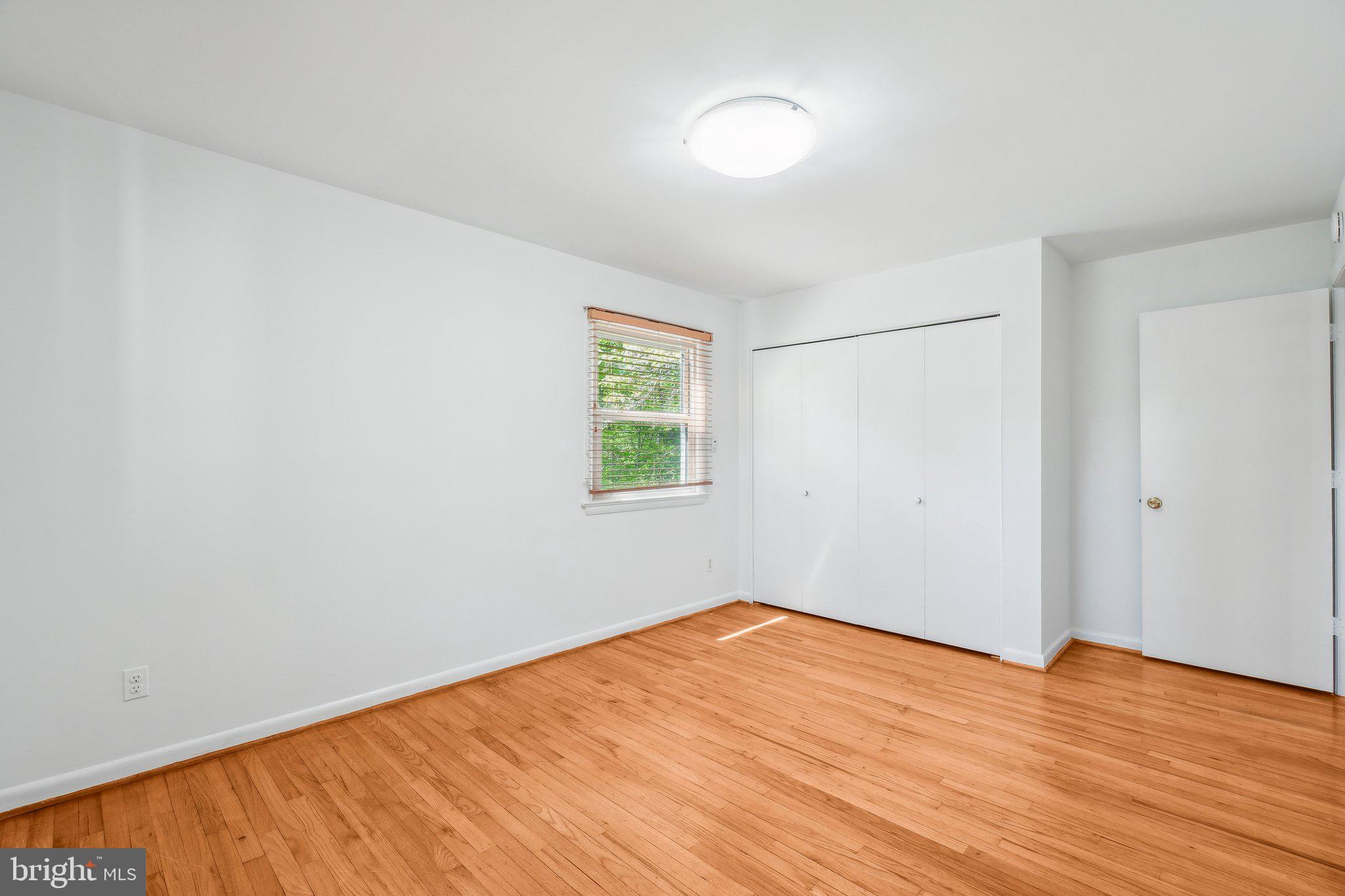 NORTH SPRINGFIELD - Residential