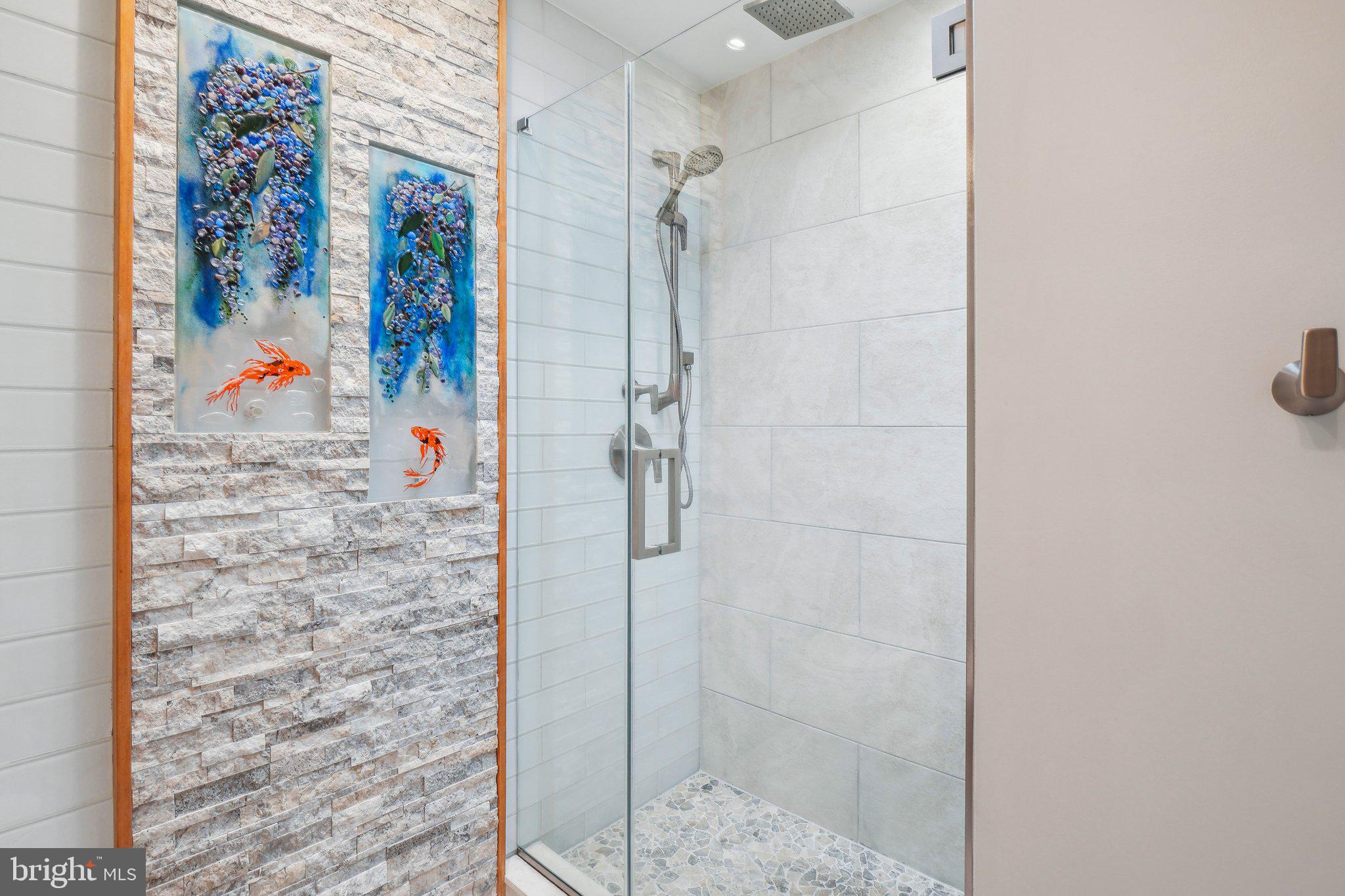 NORTH SPRINGFIELD - Residential