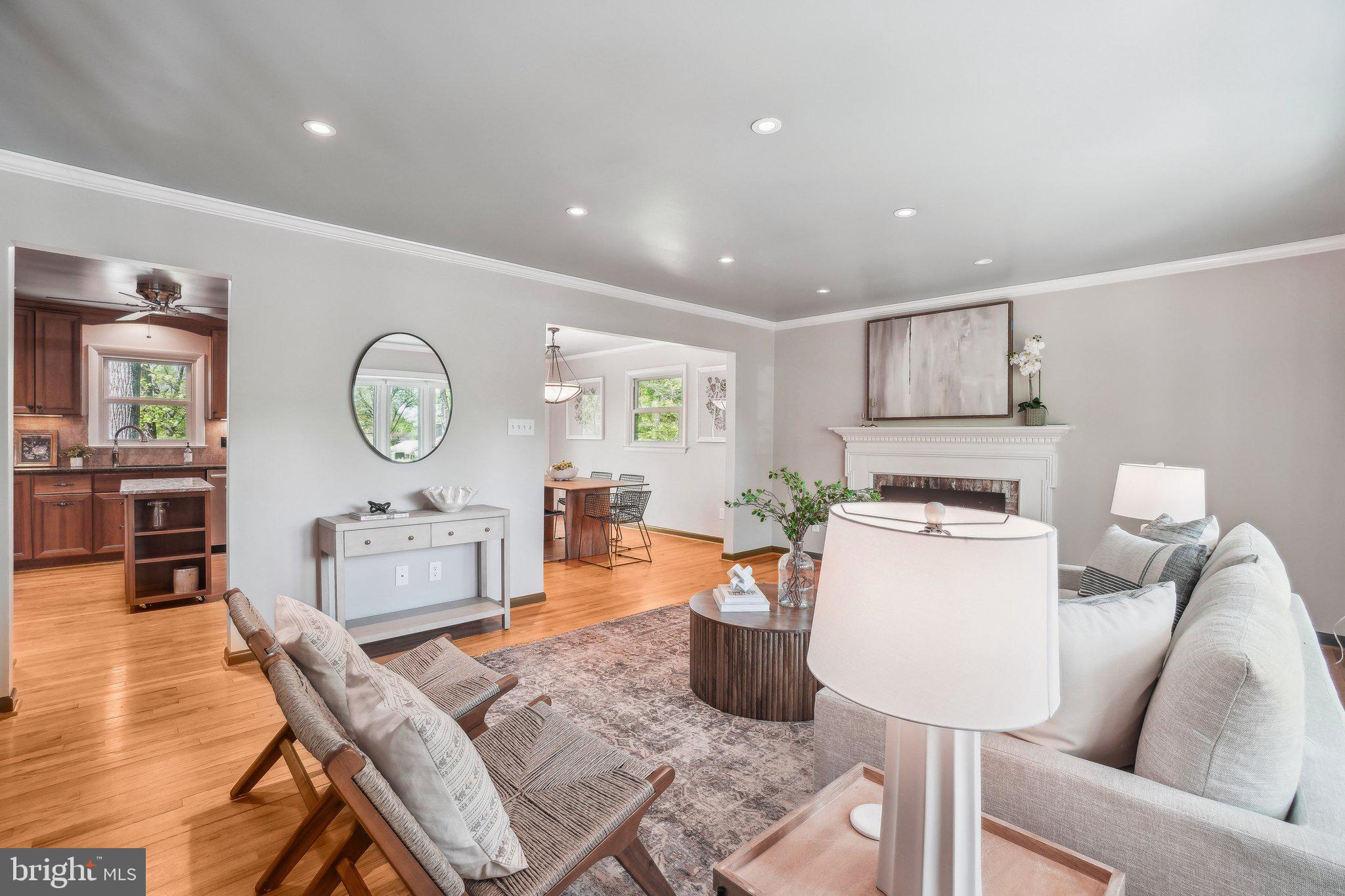 NORTH SPRINGFIELD - Residential