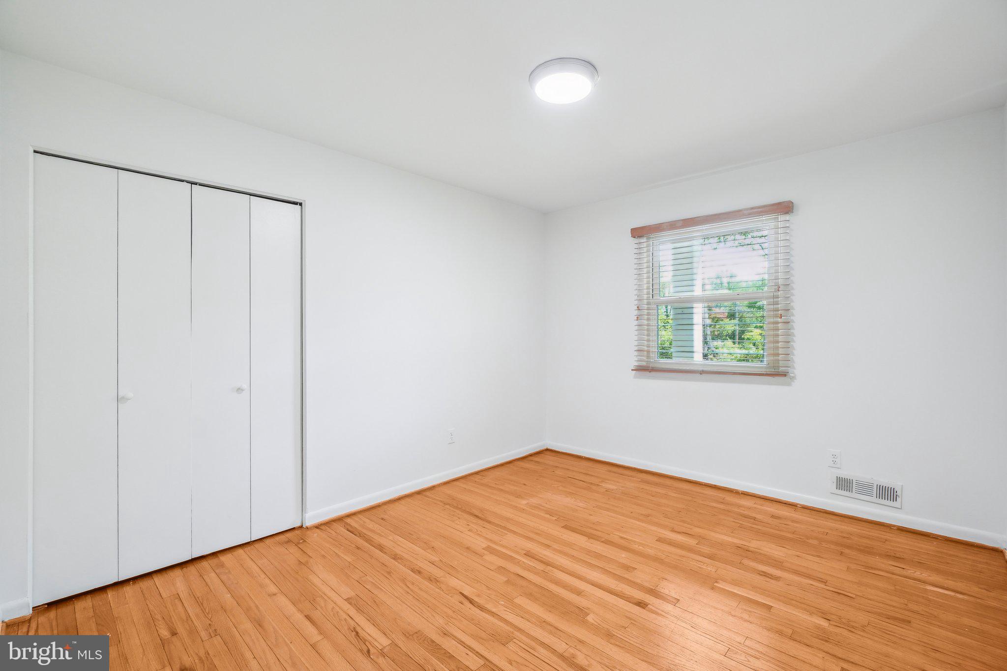 NORTH SPRINGFIELD - Residential