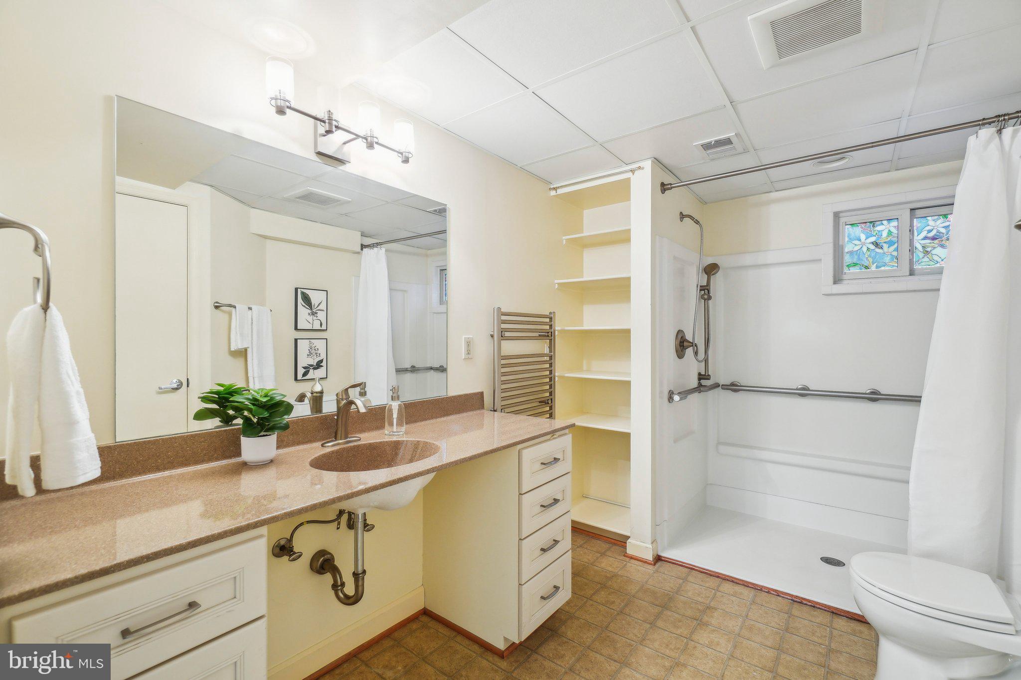 NORTH SPRINGFIELD - Residential