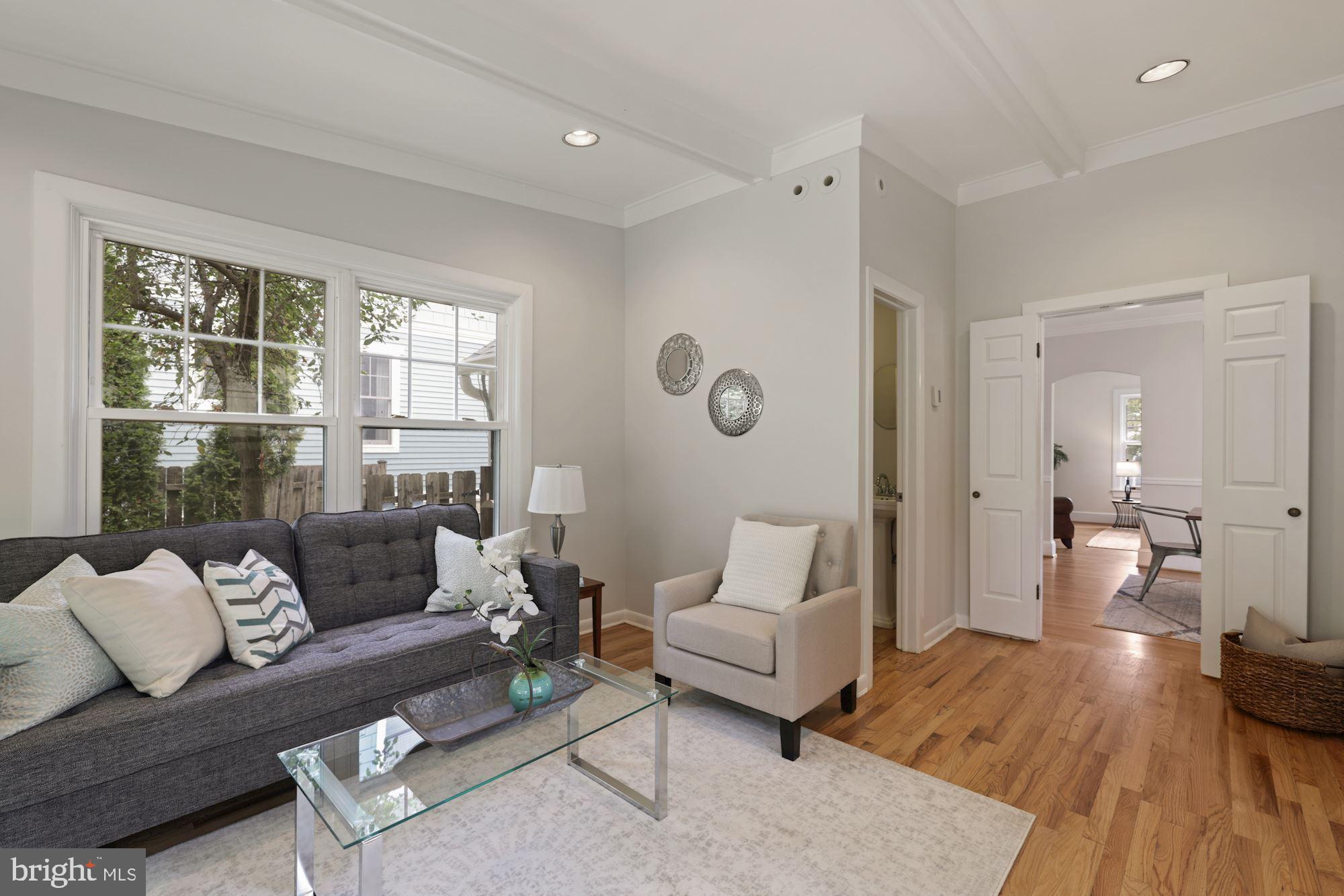 CHEVY CHASE - Residential