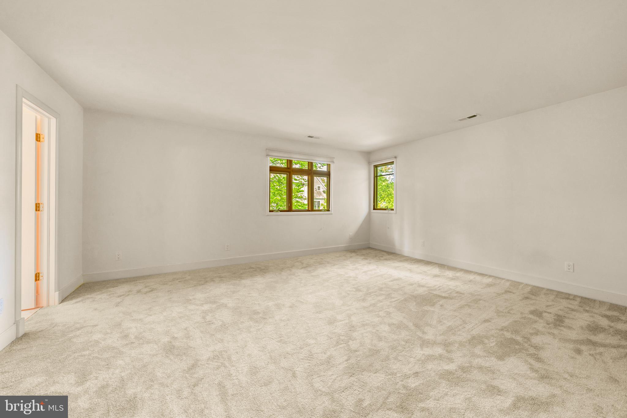CHESTERBROOK WOODS - Residential
