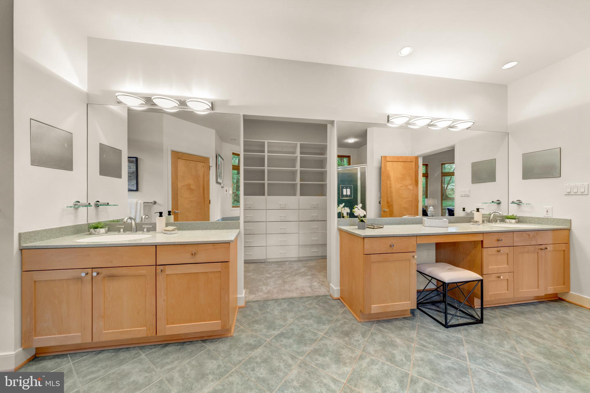 CHESTERBROOK WOODS - Residential