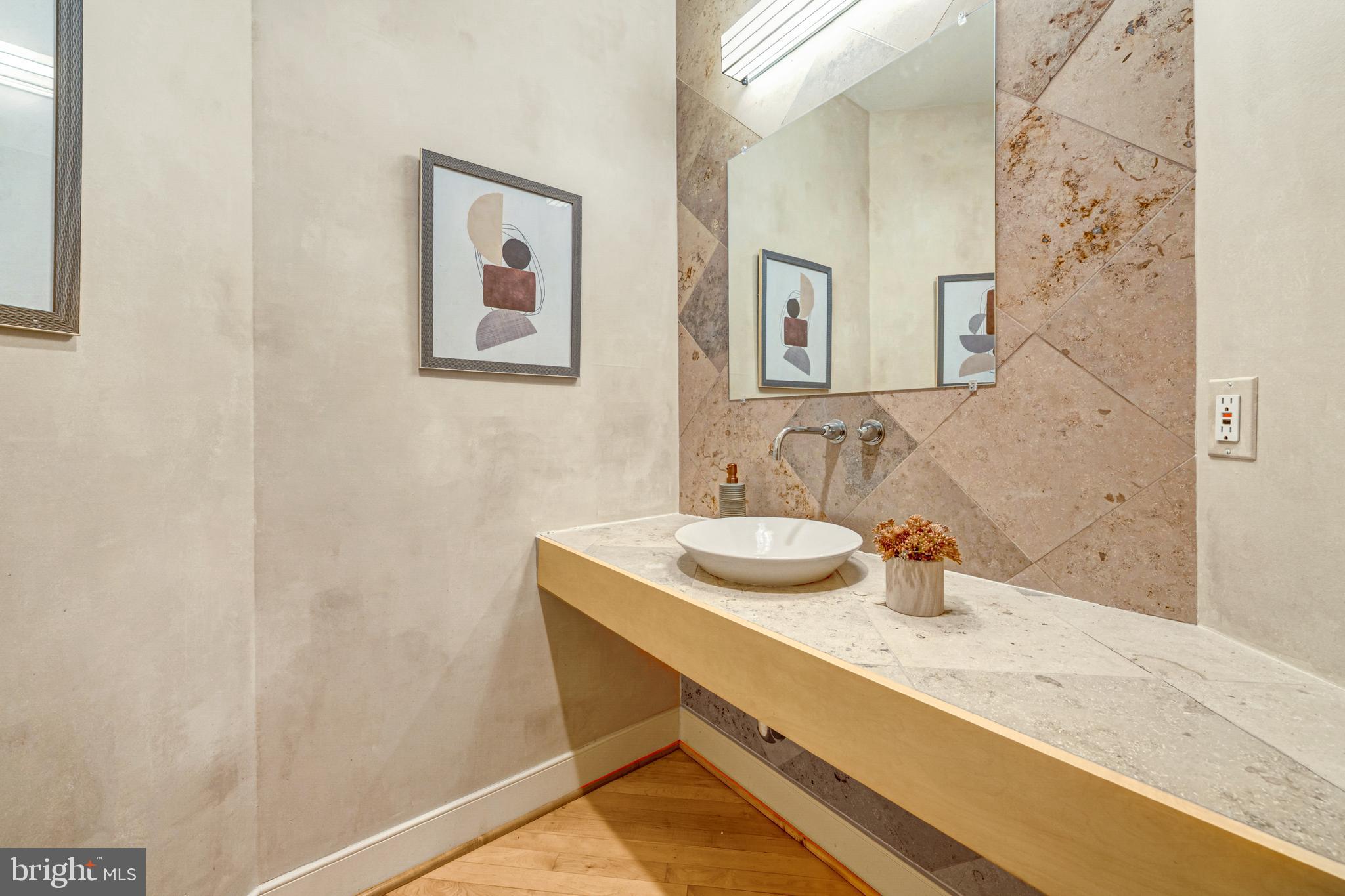 CHESTERBROOK WOODS - Residential