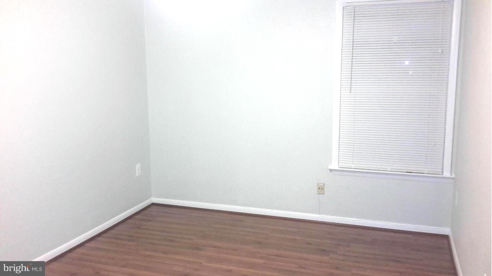 THE FALLS GARDEN - Residential Lease