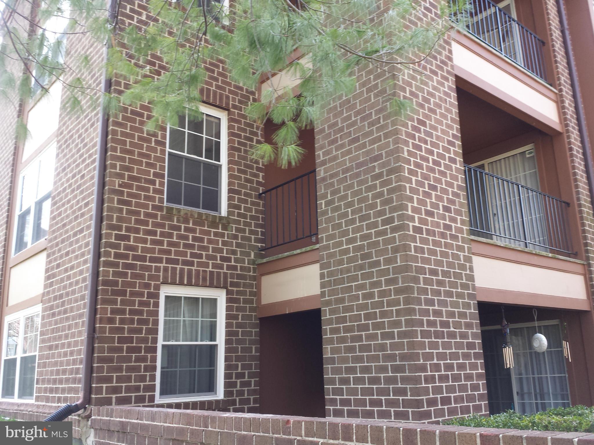 THE FALLS GARDEN - Residential Lease