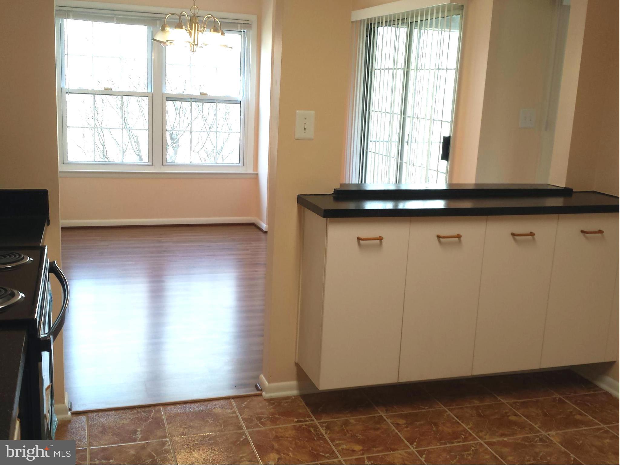 THE FALLS GARDEN - Residential Lease