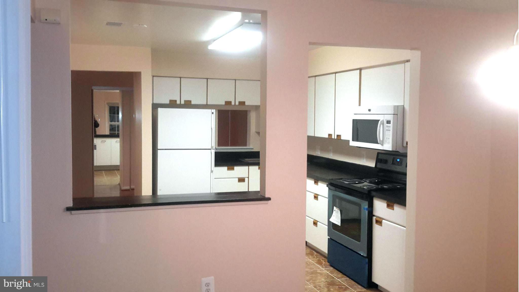 THE FALLS GARDEN - Residential Lease