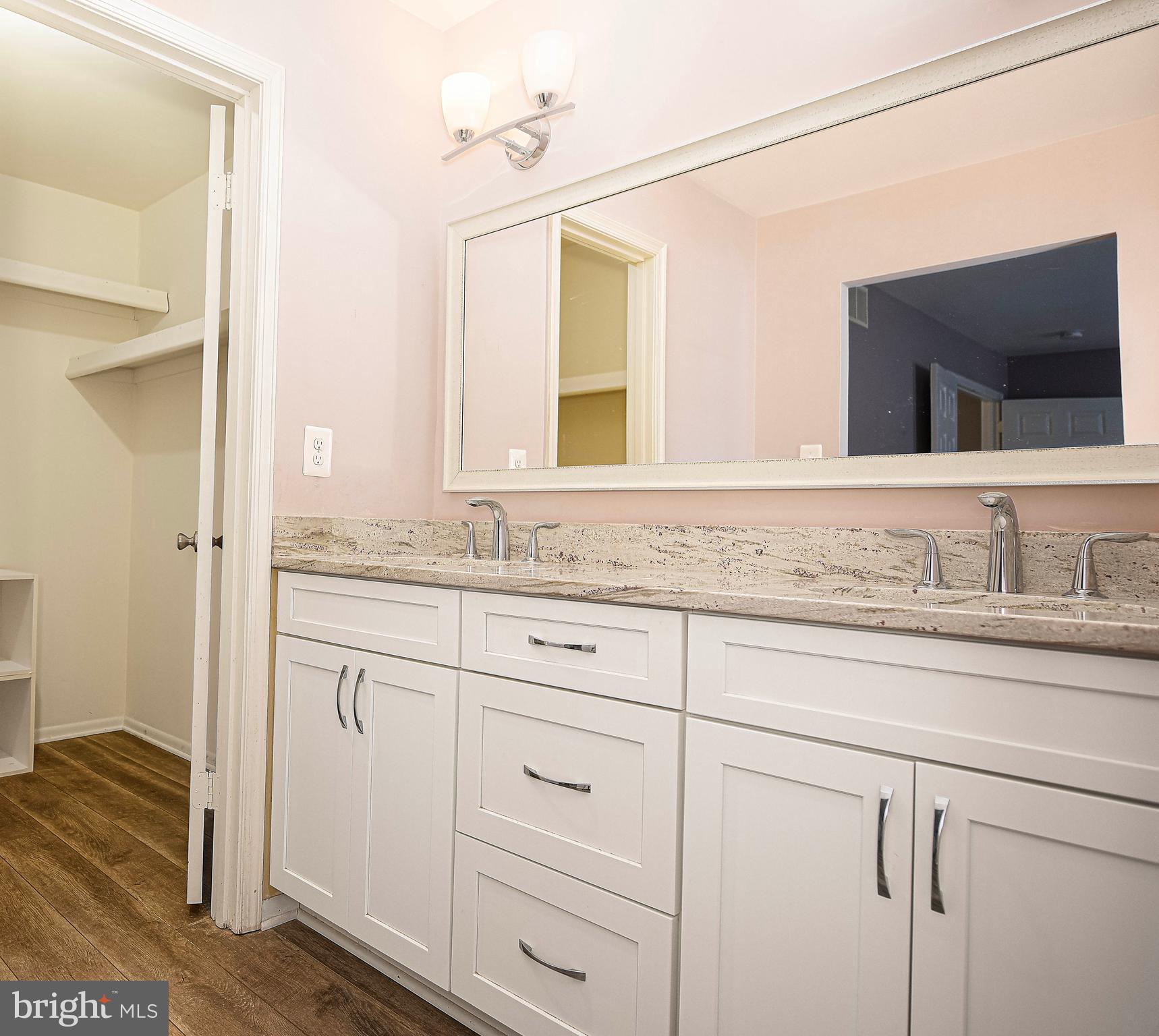 RAVENVIEW - Residential