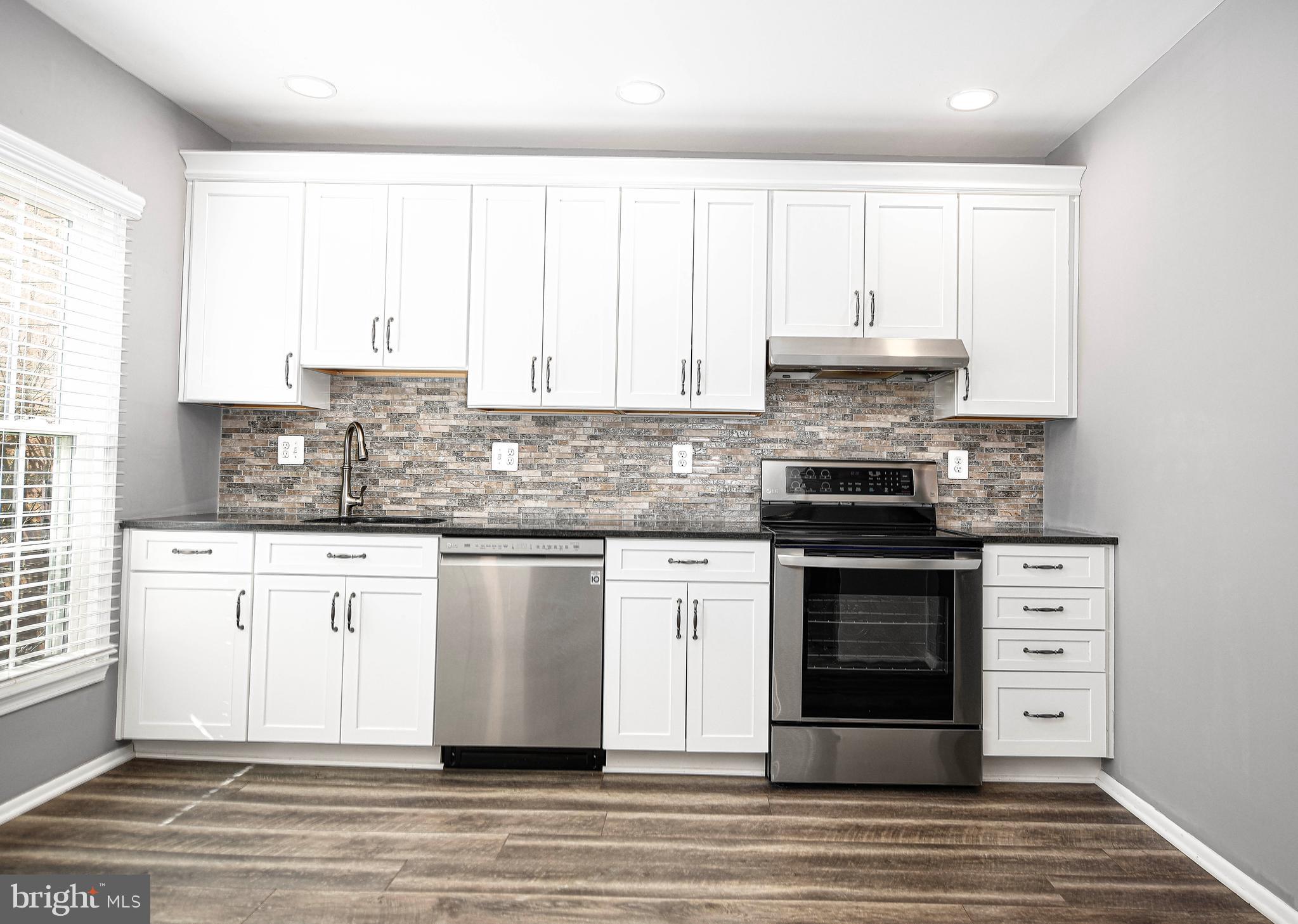 RAVENVIEW - Residential