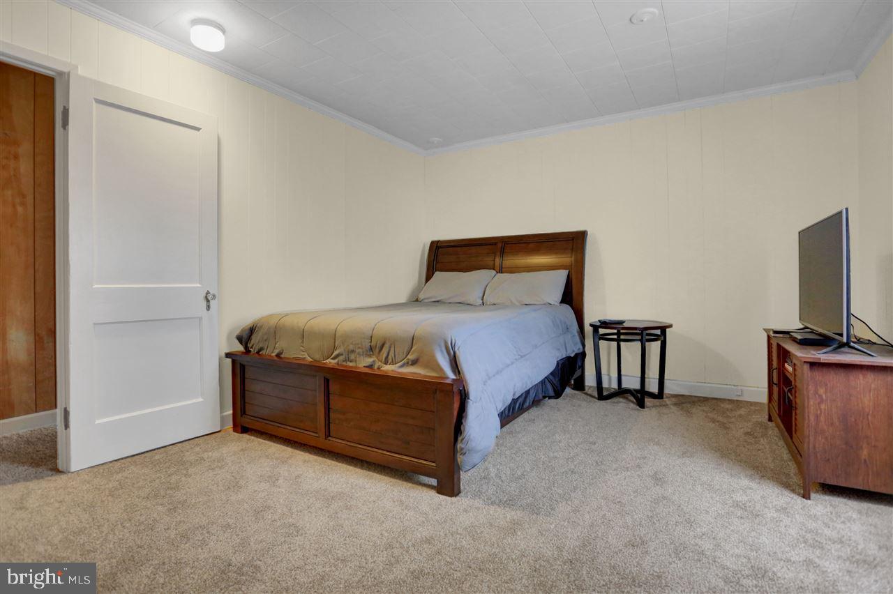 HANOVER - Residential Income