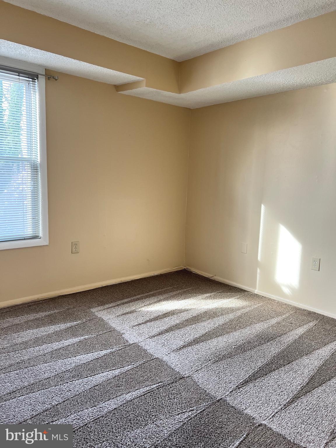 SWANN HILL CONDOMINIUMS - Residential