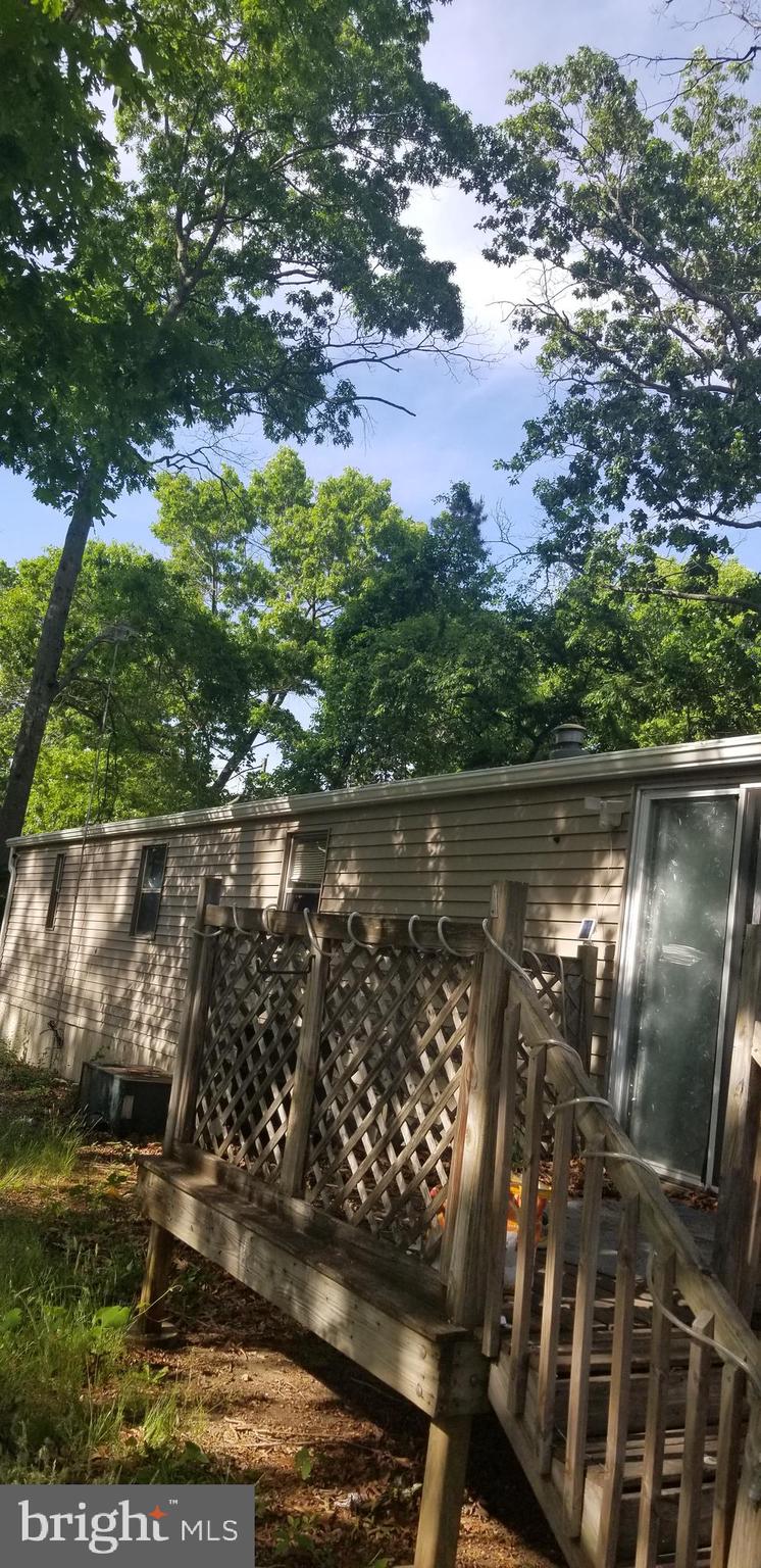 453 DOE PLACE
