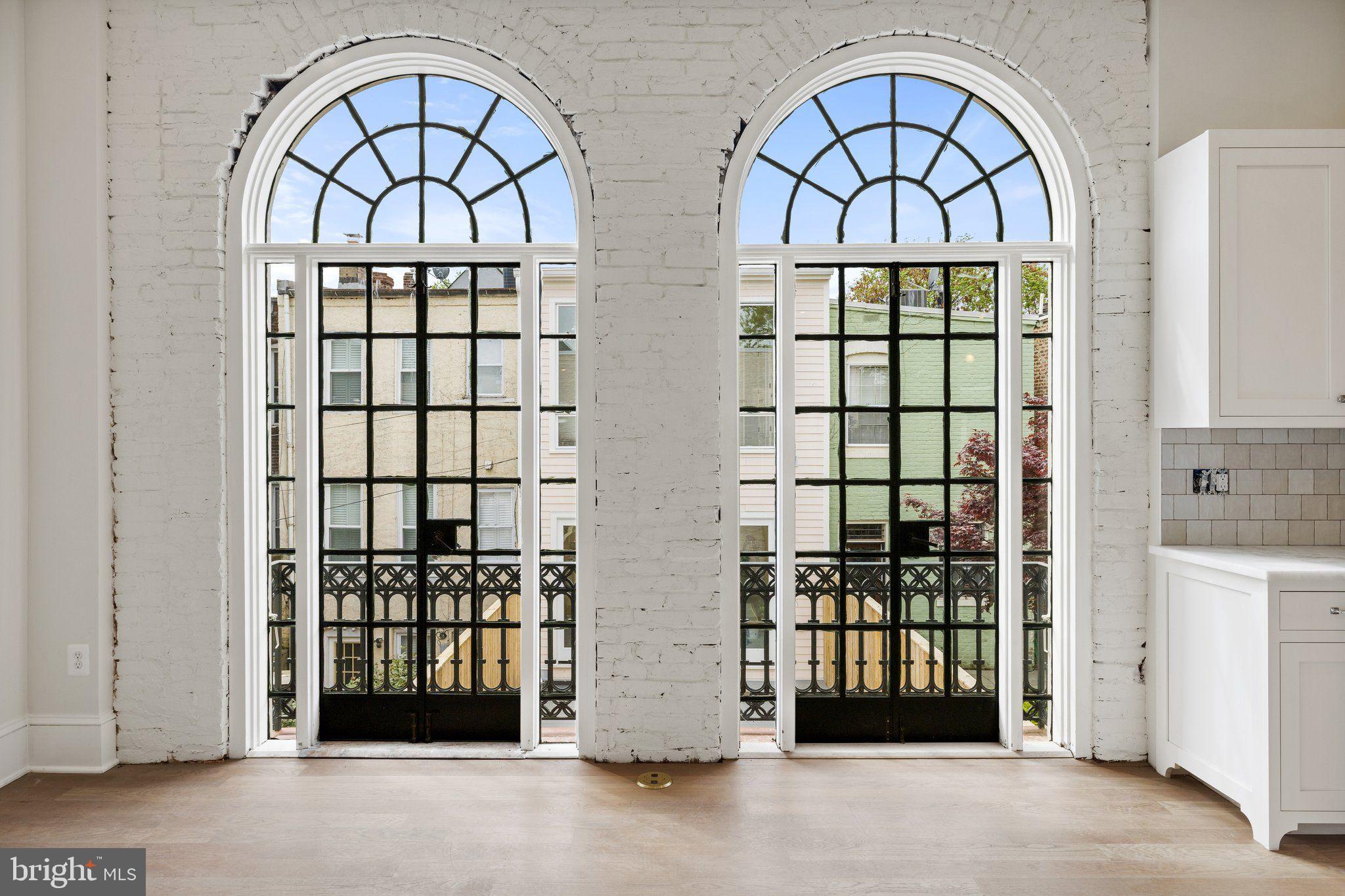 CAPITOL HILL - Residential