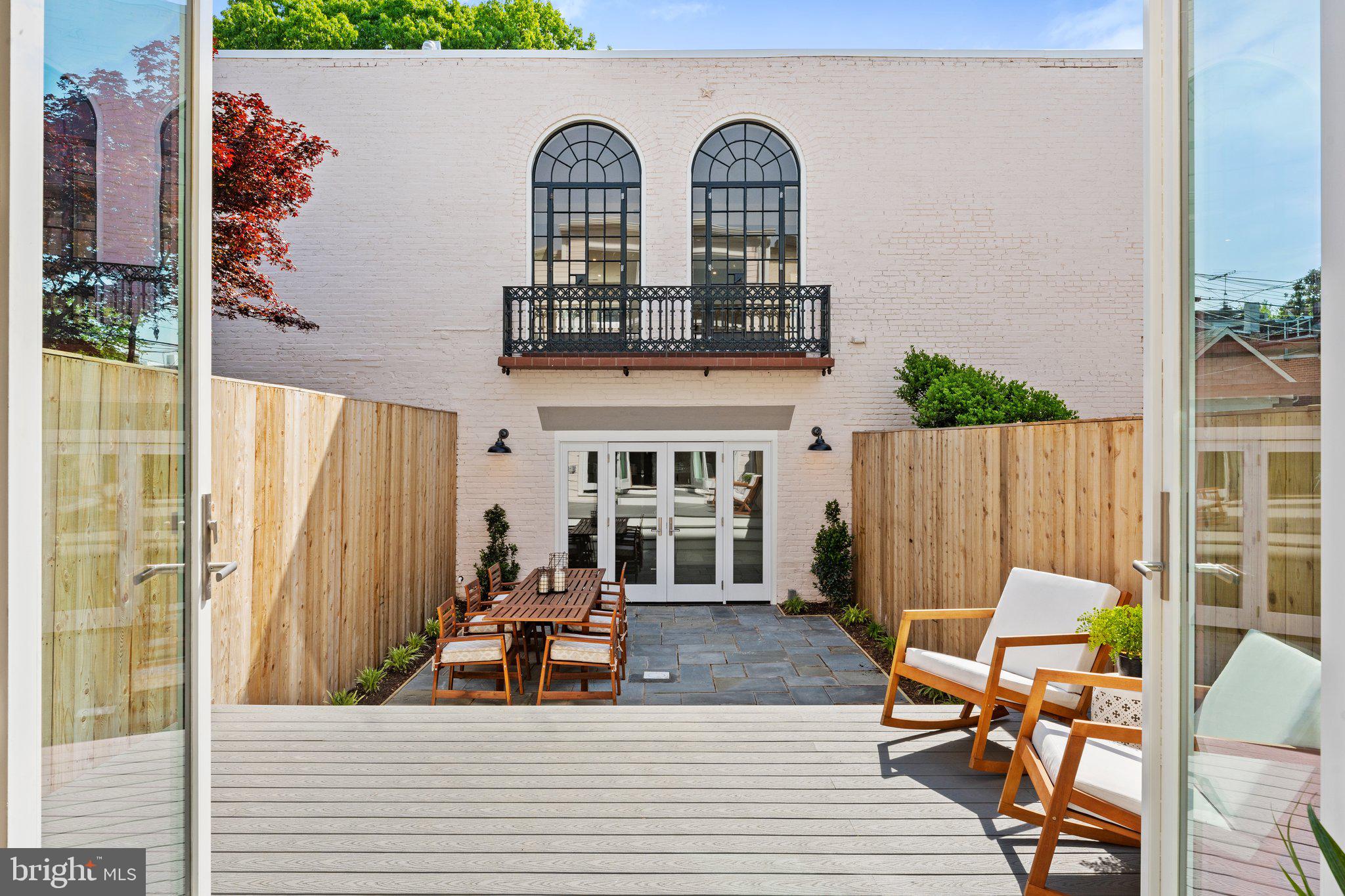 CAPITOL HILL - Residential