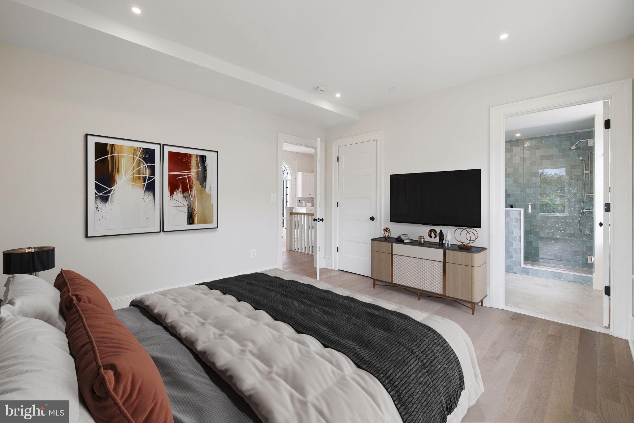 CAPITOL HILL - Residential