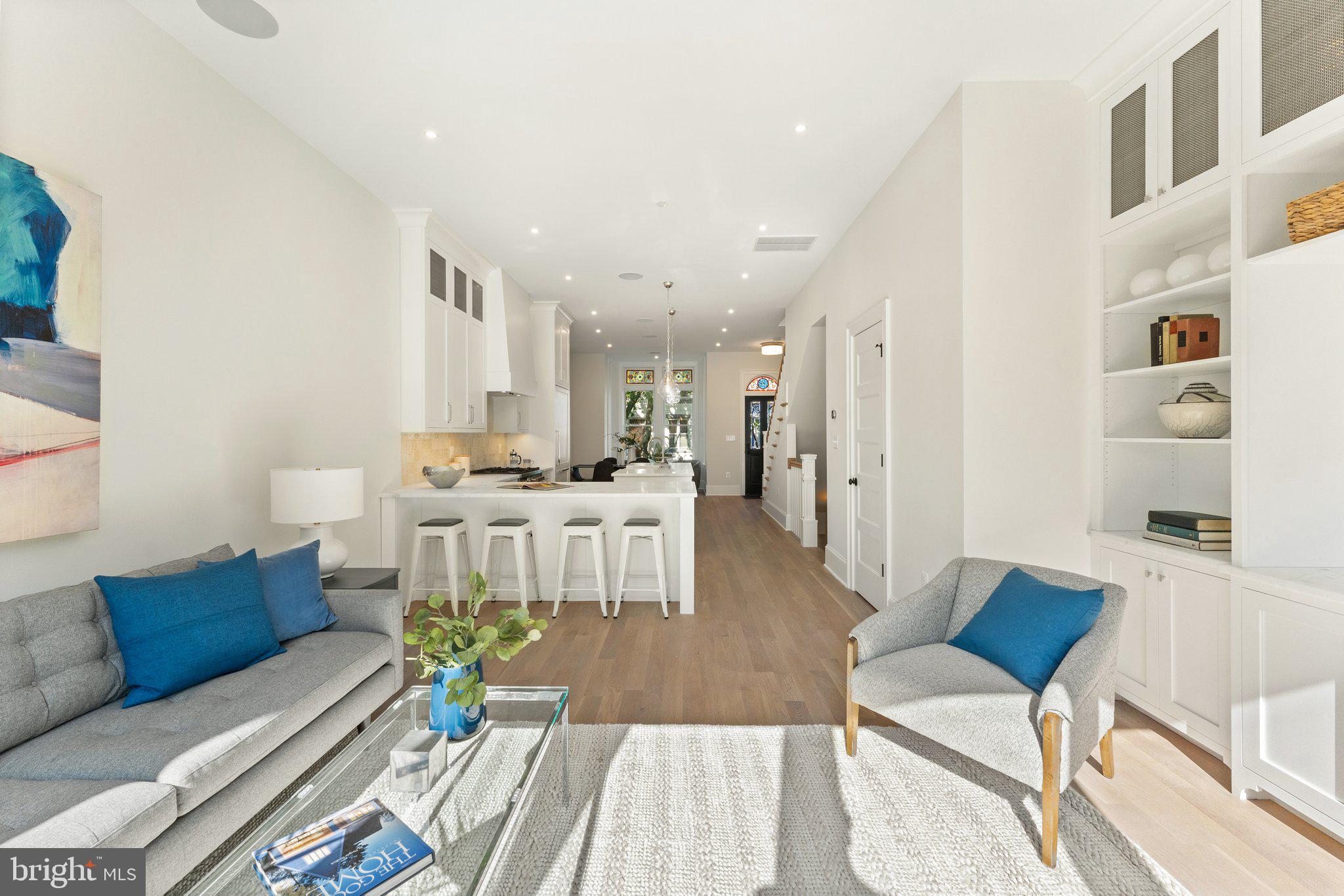 CAPITOL HILL - Residential