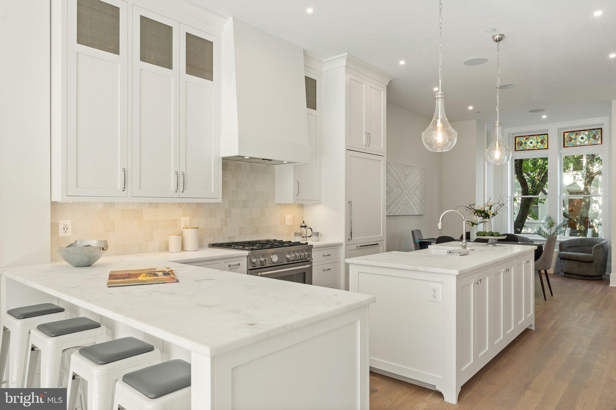 CAPITOL HILL - Residential