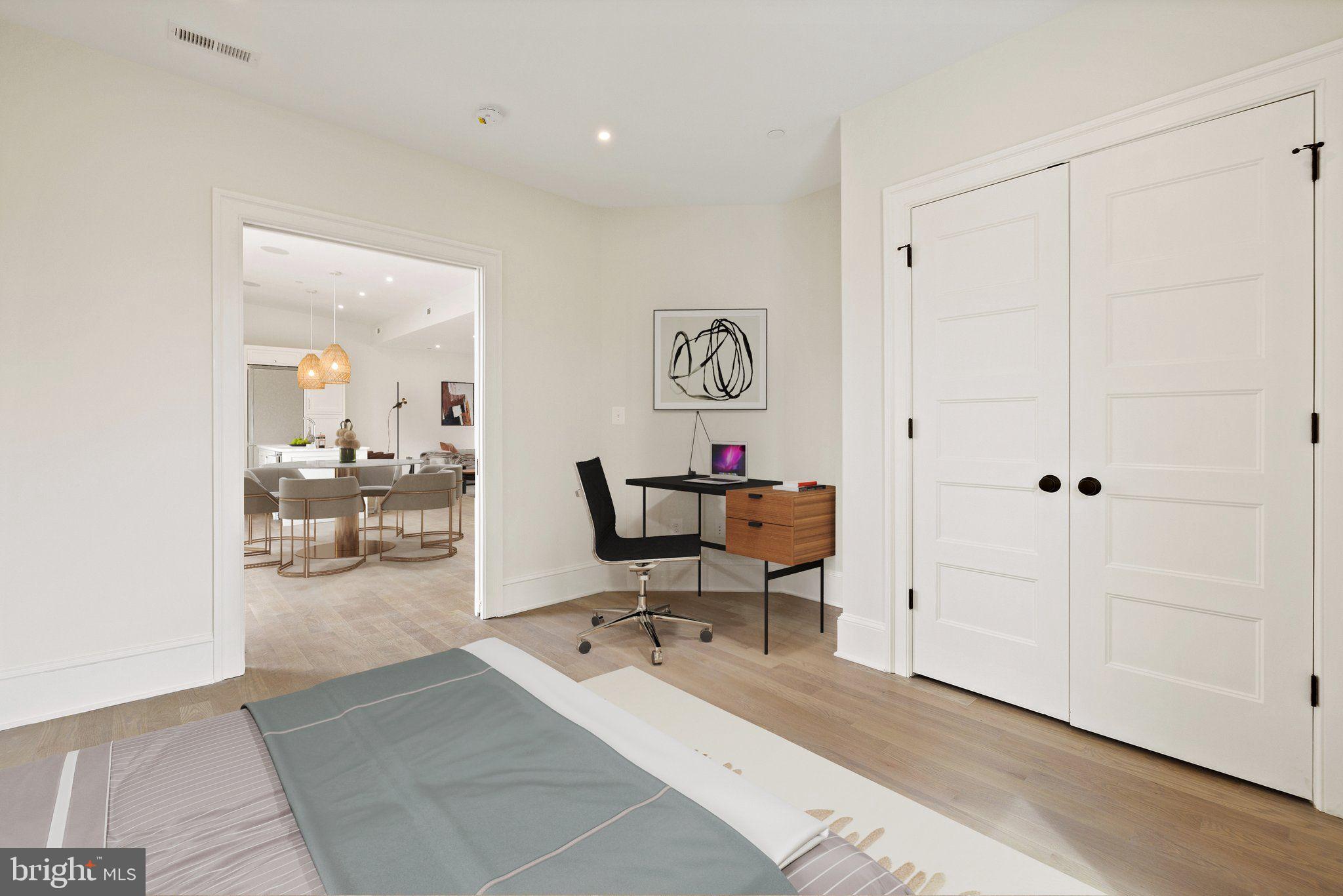 CAPITOL HILL - Residential
